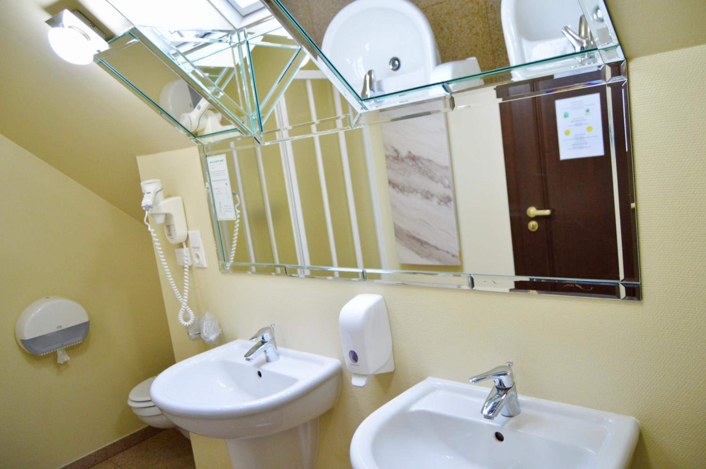 Family Suite - Photo 25
