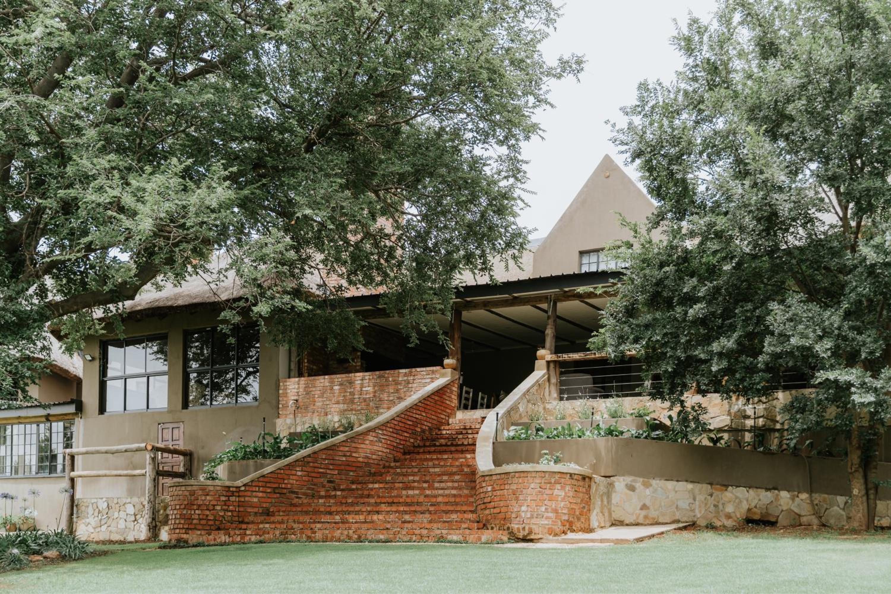 Main House - Photo 38