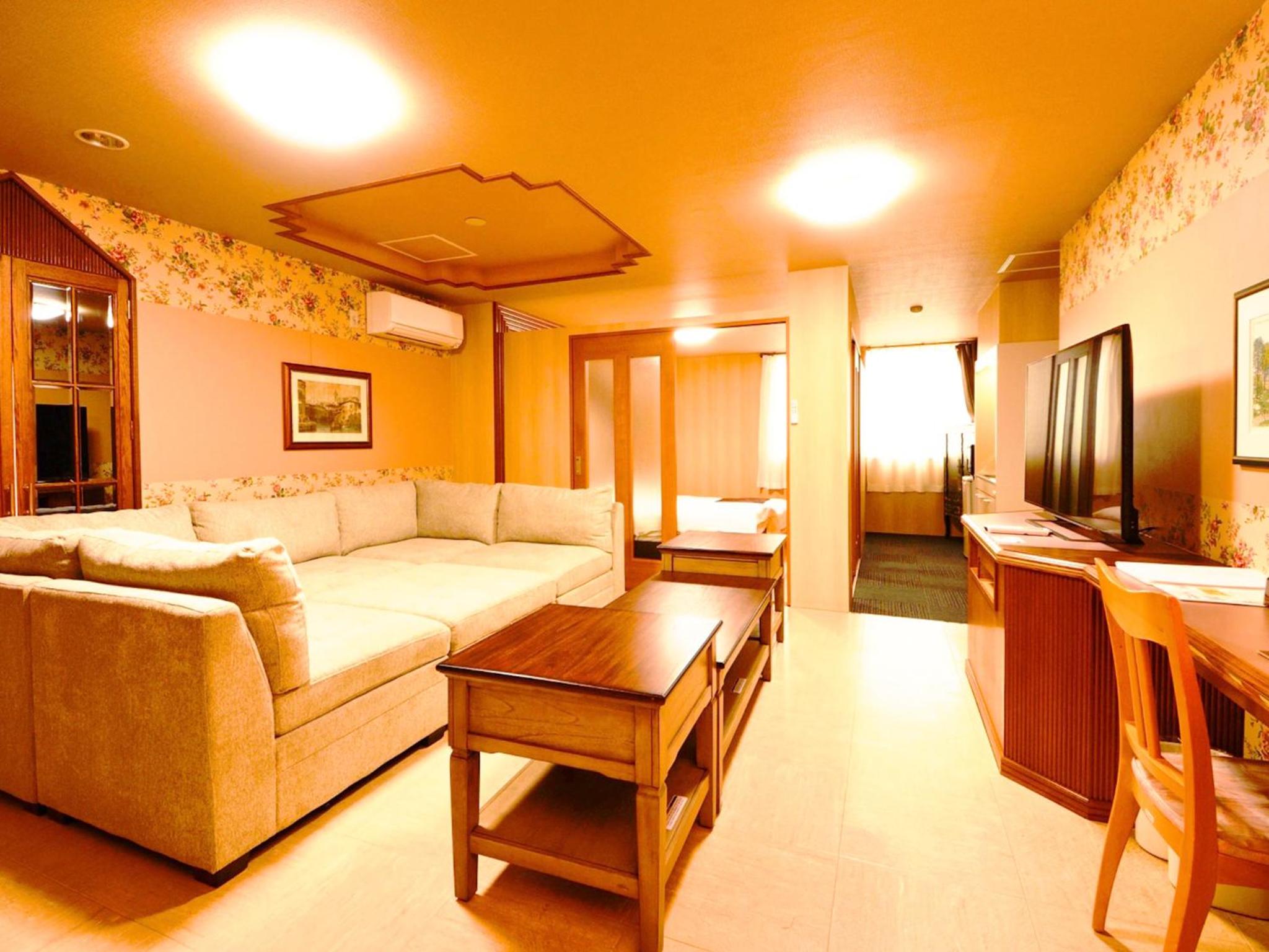Suite with Sauna - Photo 10
