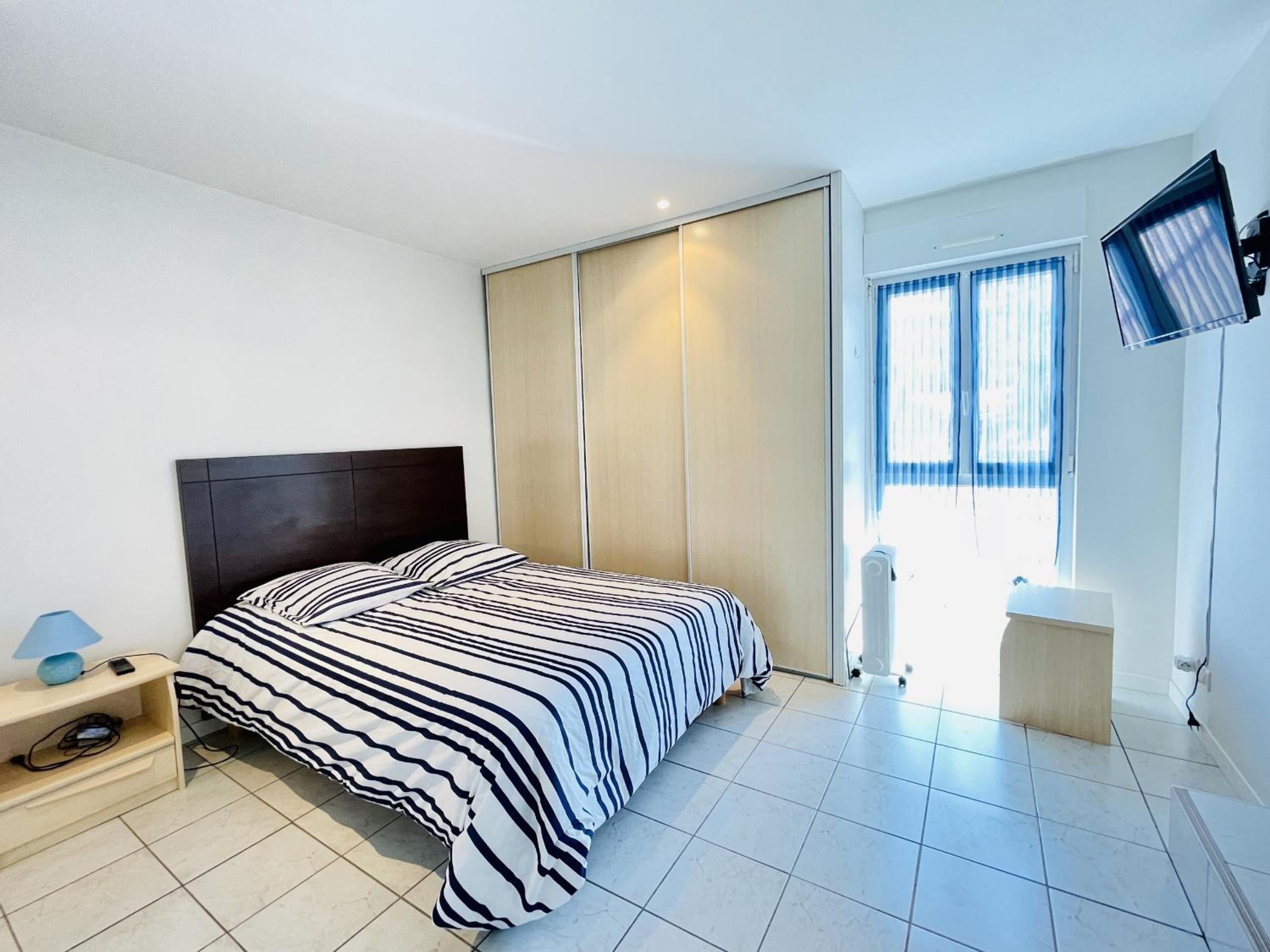 Apartment photo 3