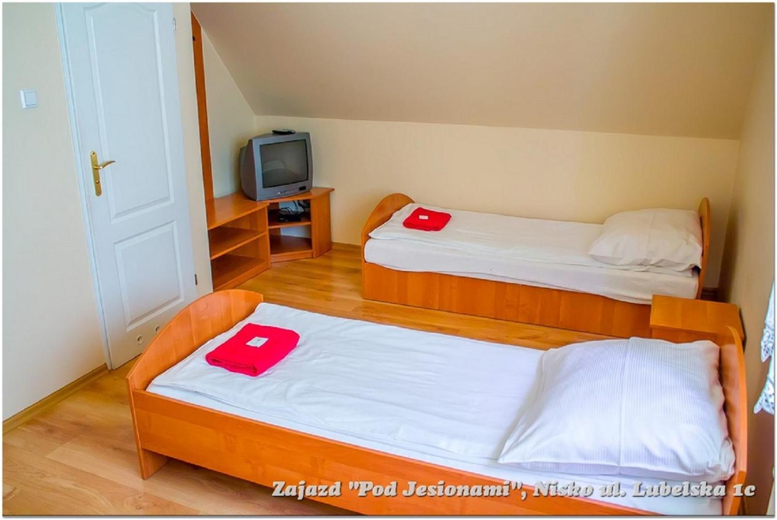 Double Room with Private Bathroom - Photo 2