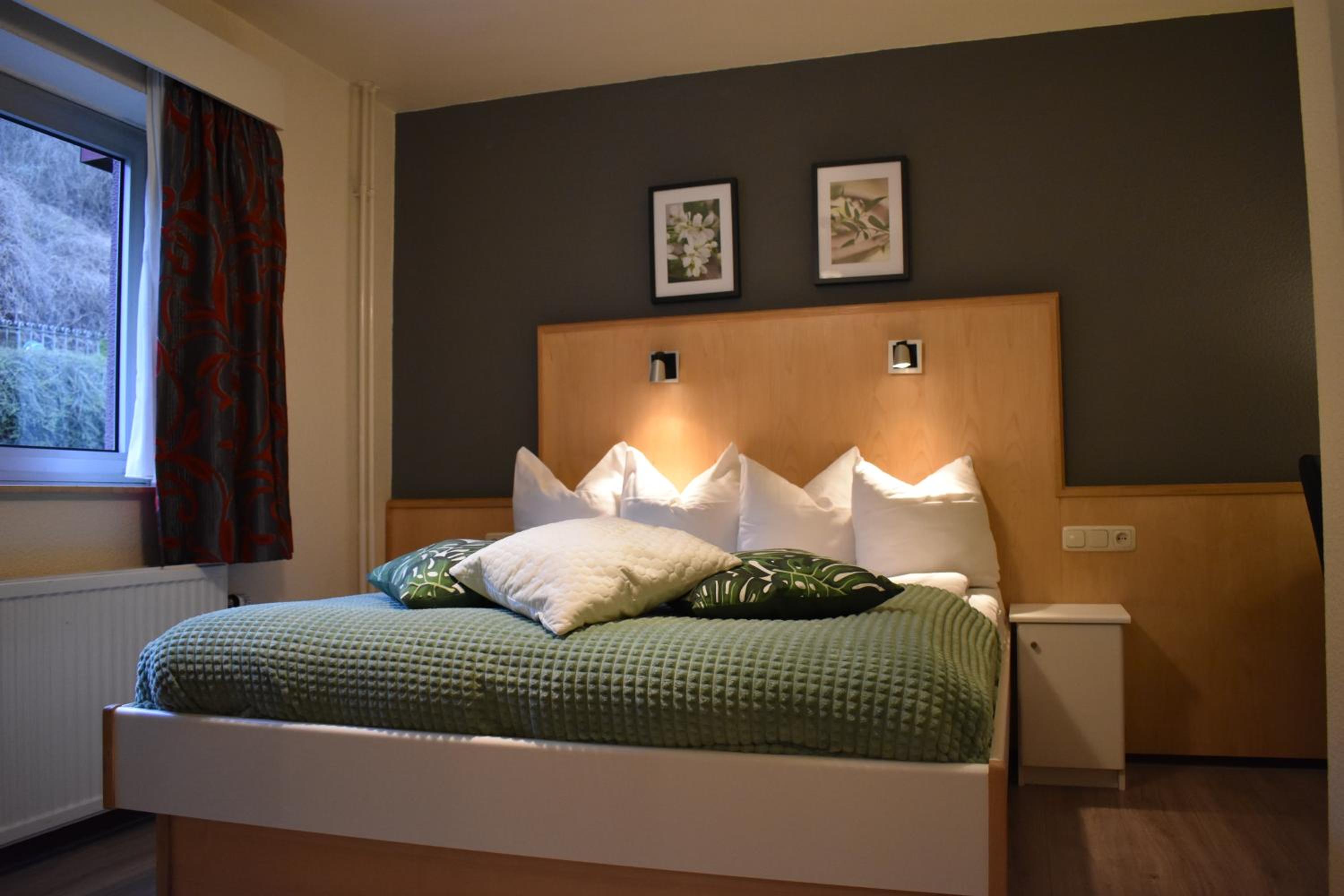 Standard Double Room - Photo 3