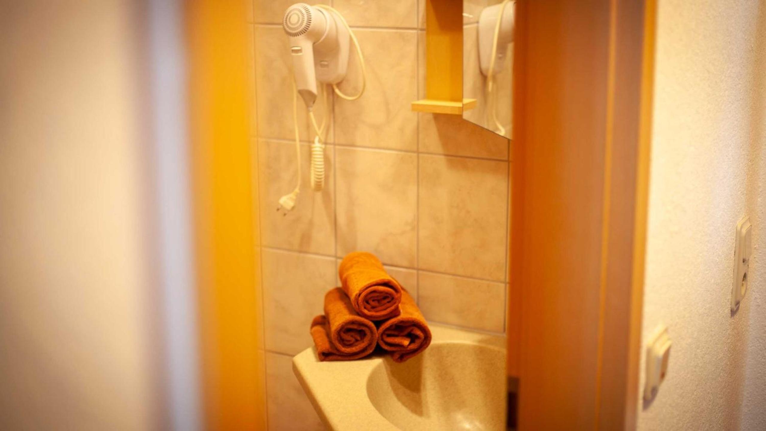 Double Room - Photo 3