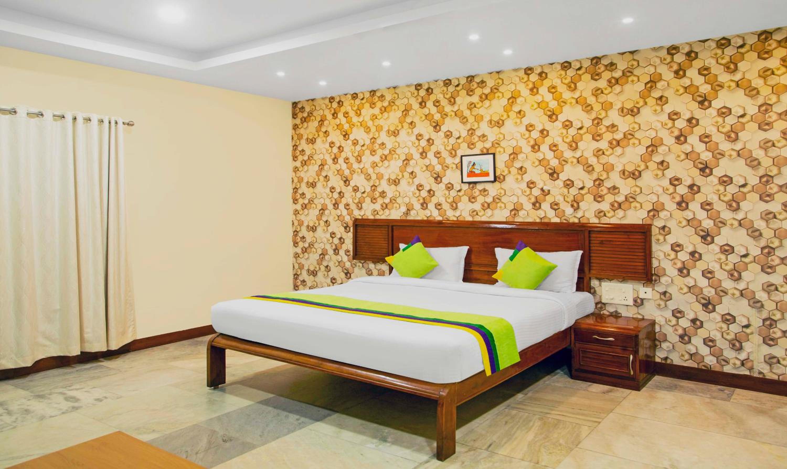 Superior Room With City View