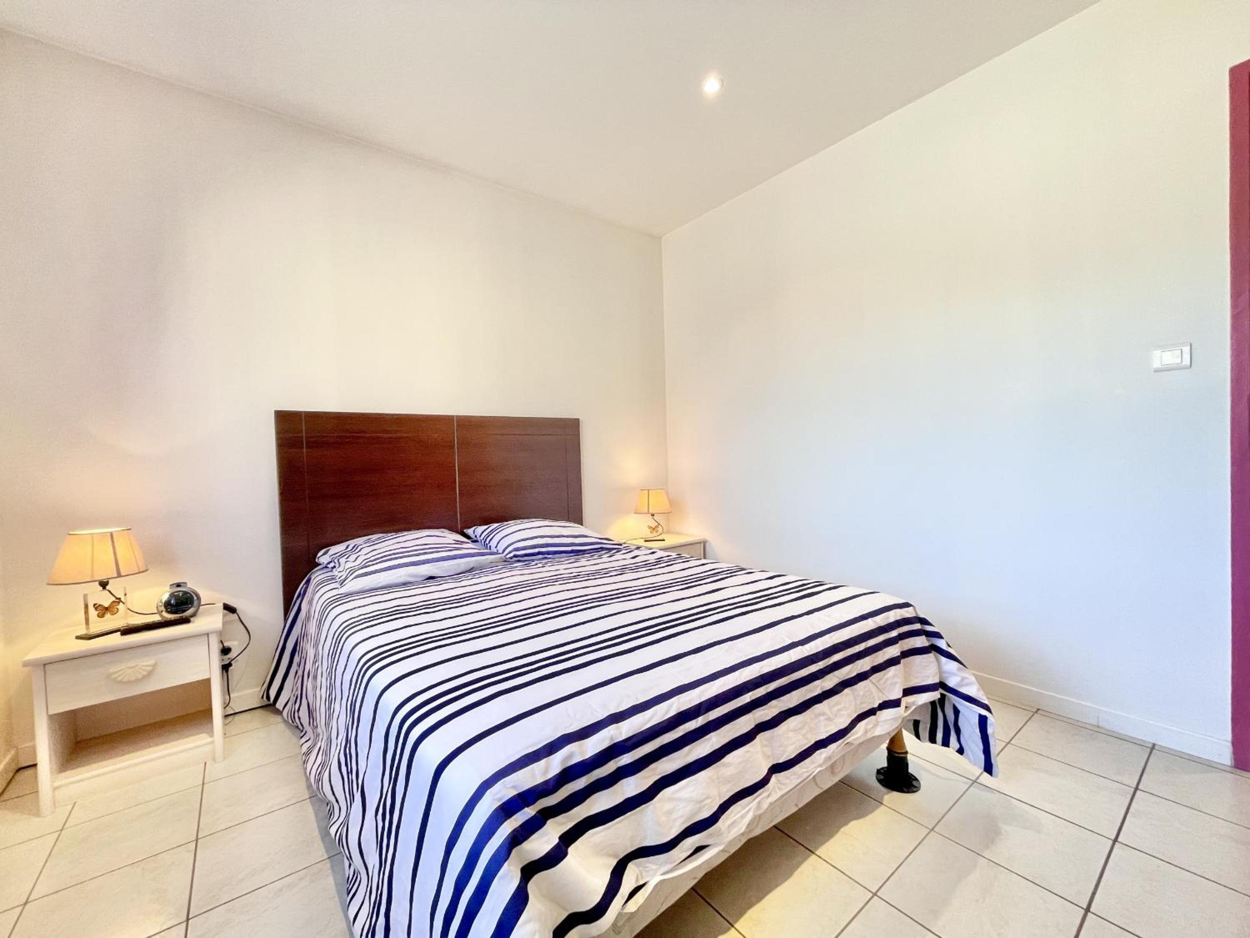 Apartment - Ground Floor photo 2