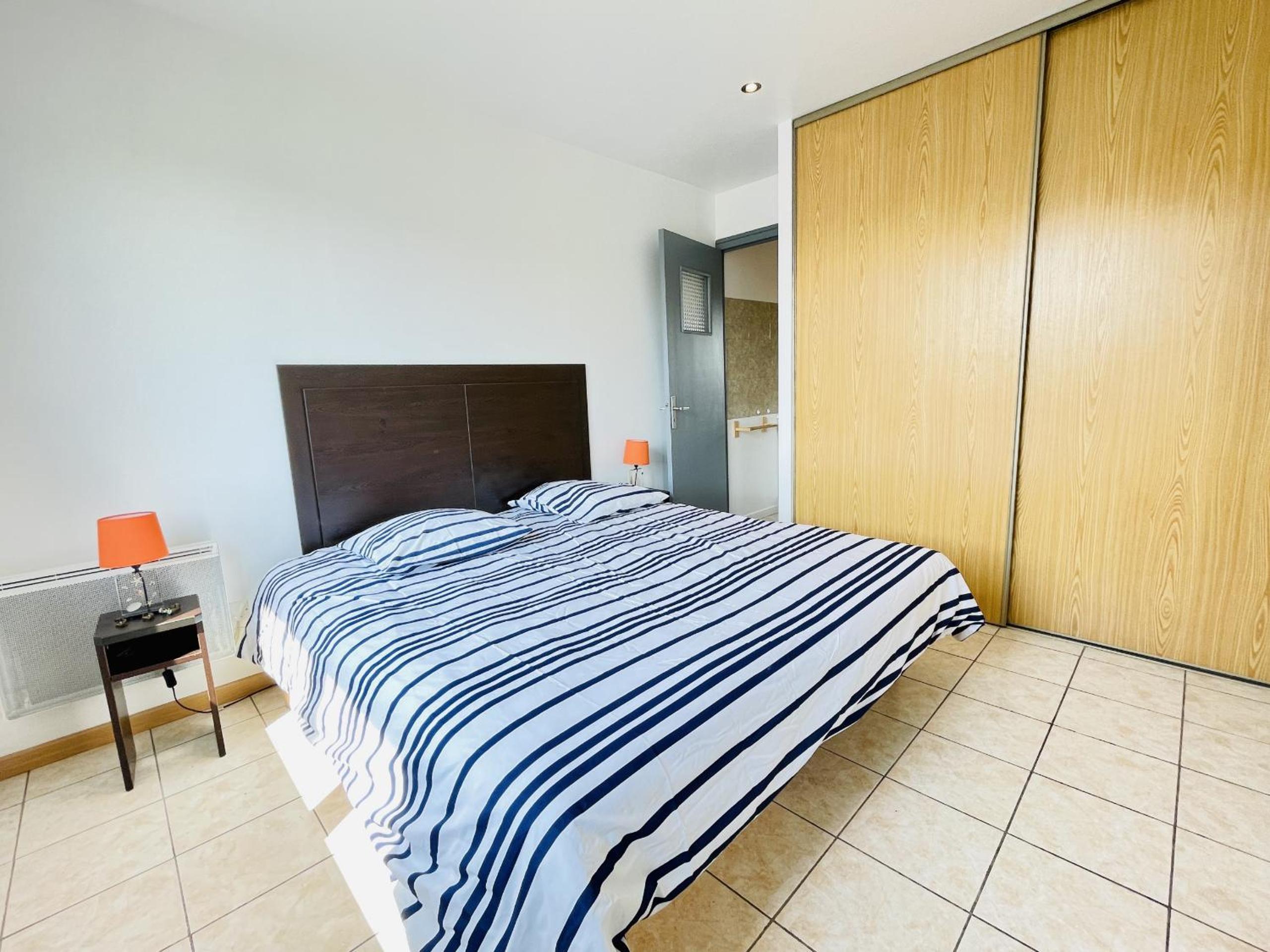 Deluxe Apartment photo 3
