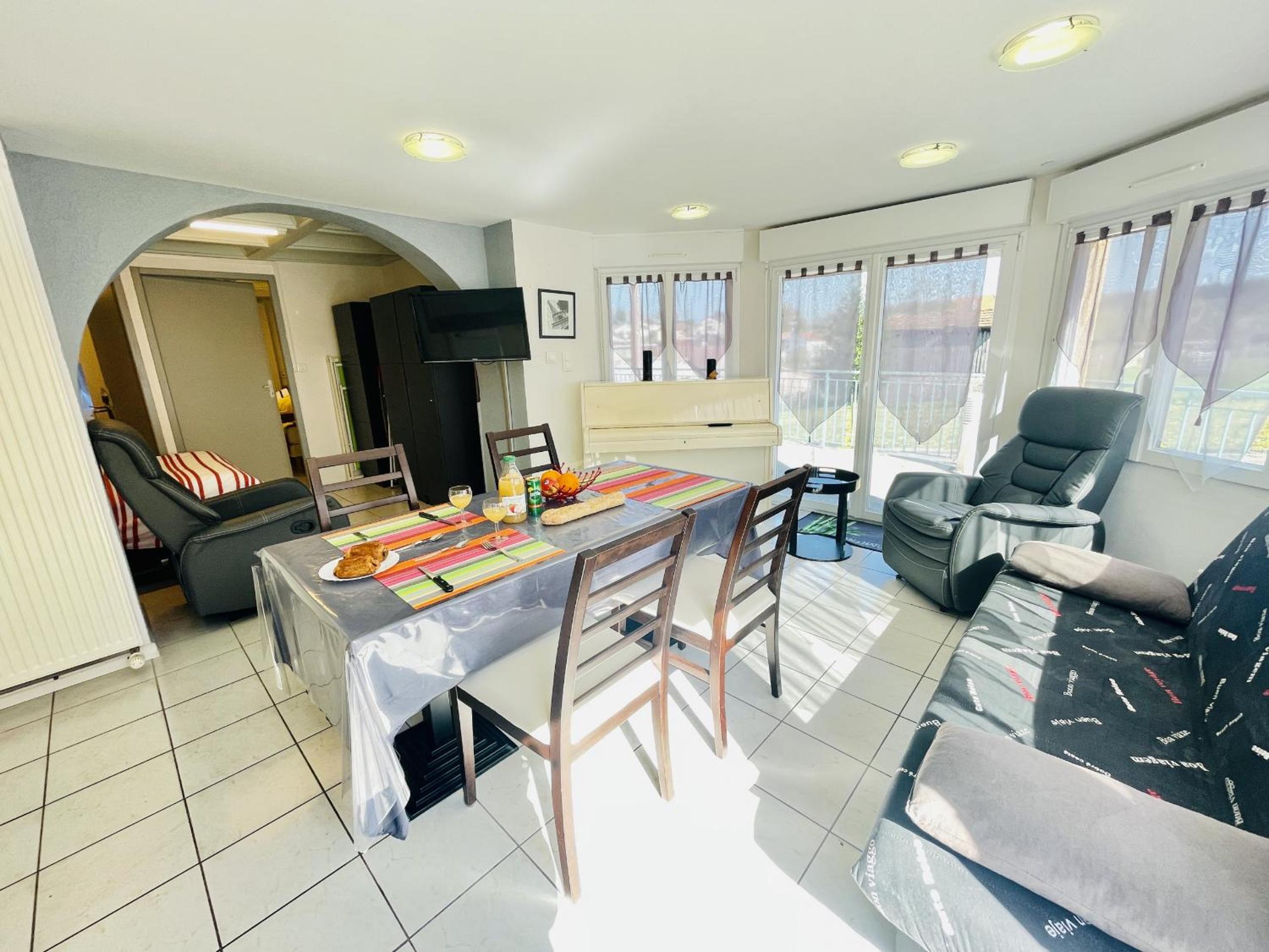 Apartment with Terrace photo 1