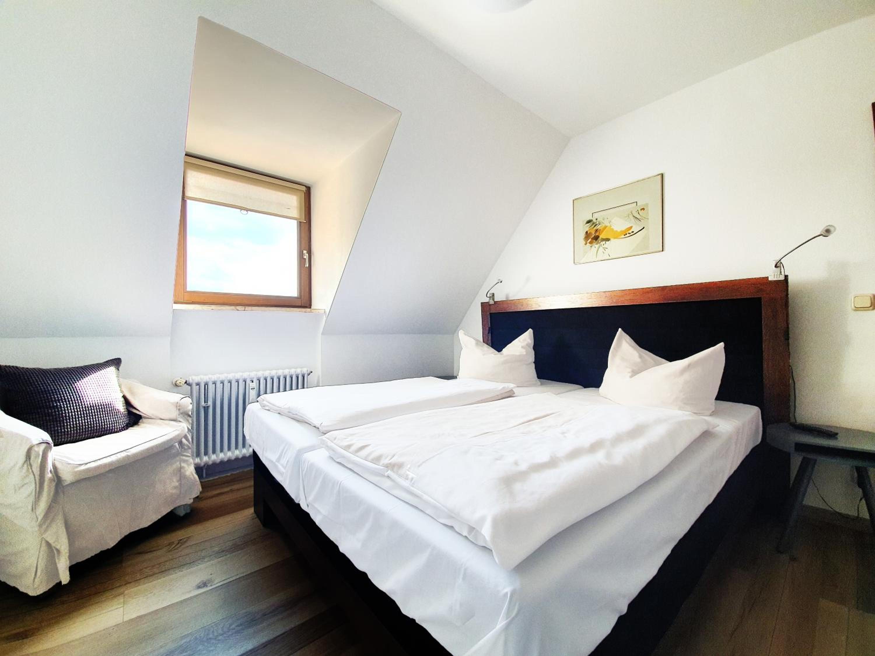 Two-Bedroom Apartment - Photo 13
