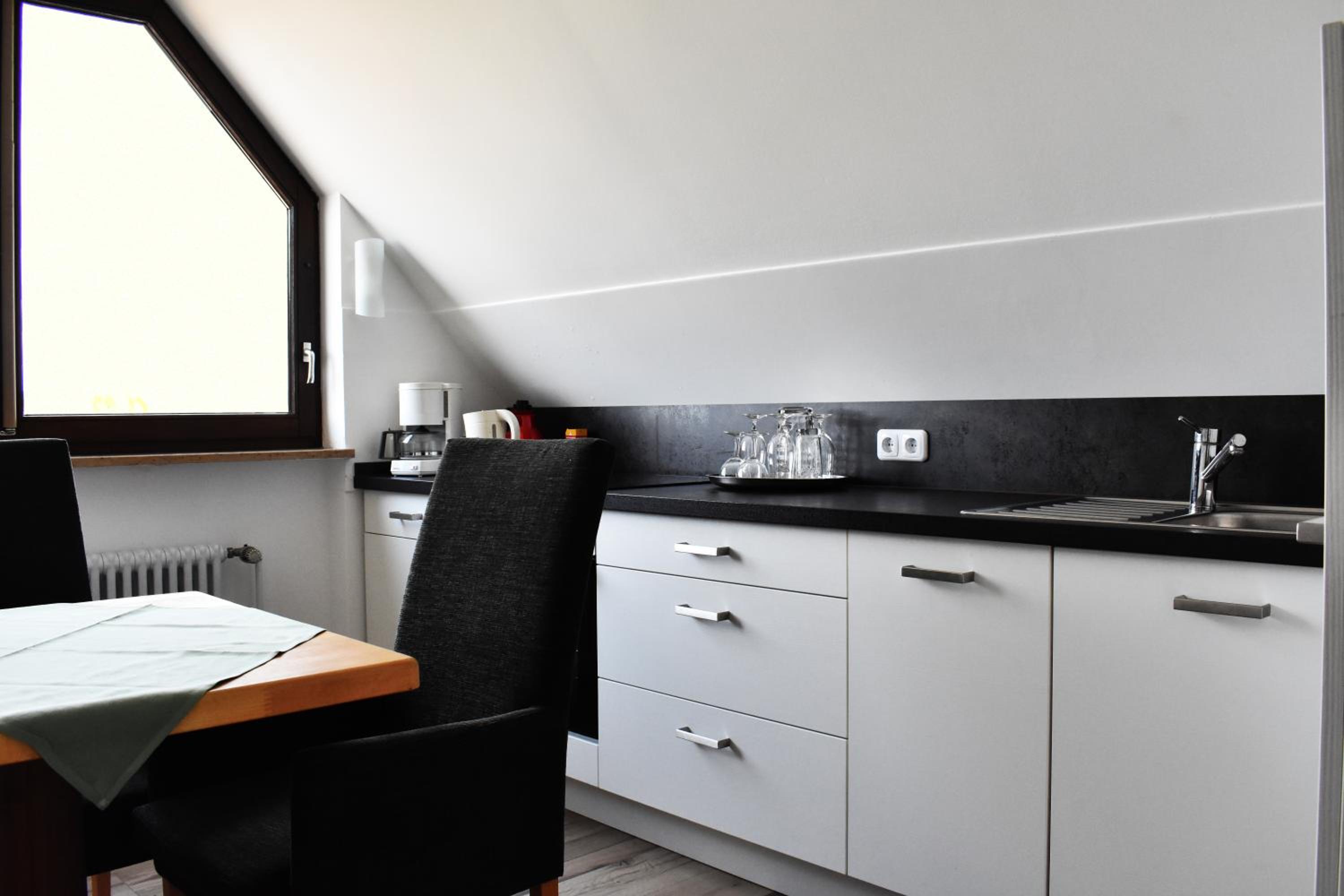 Two-Bedroom Apartment - Photo 2