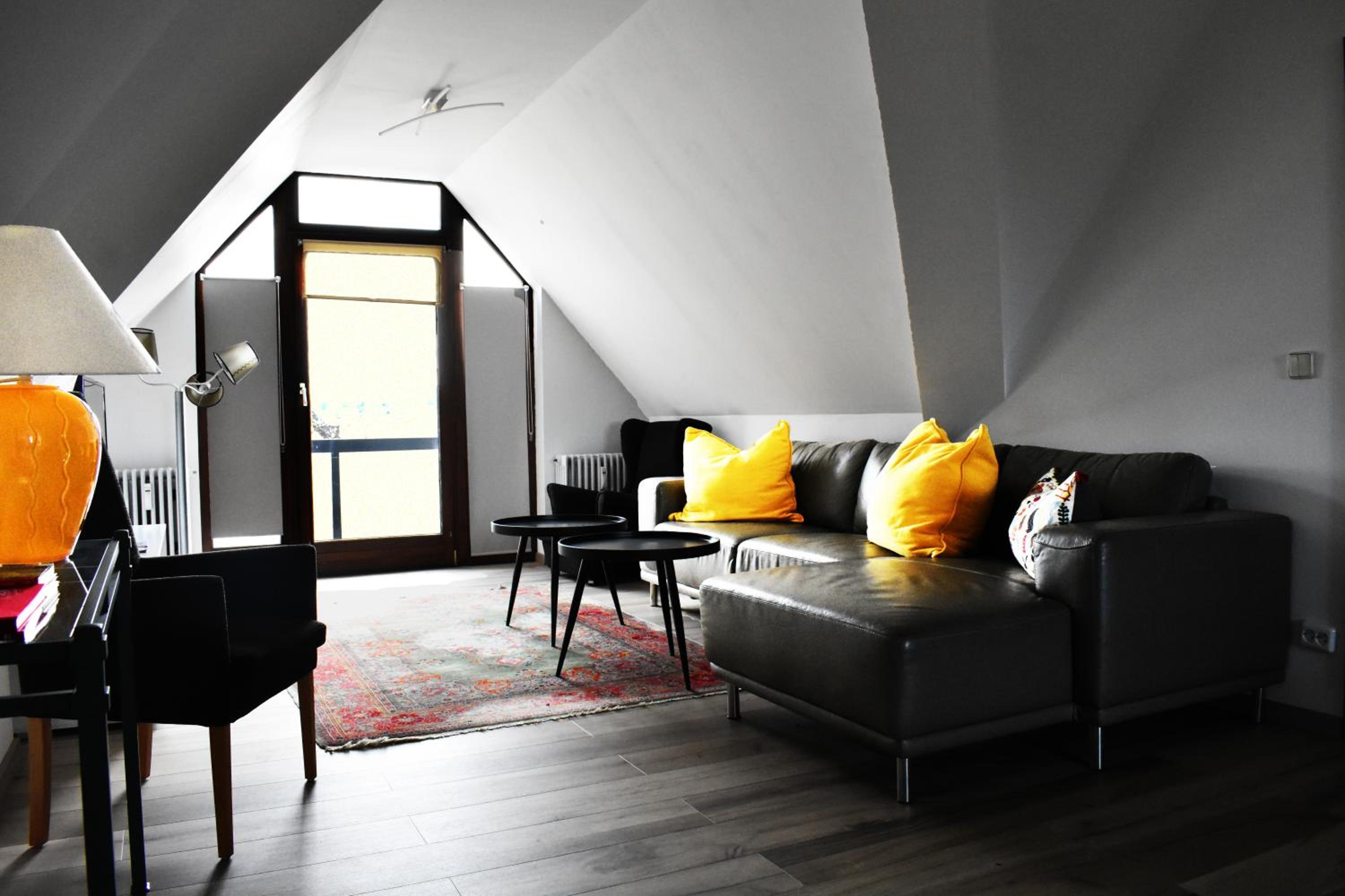 Two-Bedroom Apartment - Photo 3