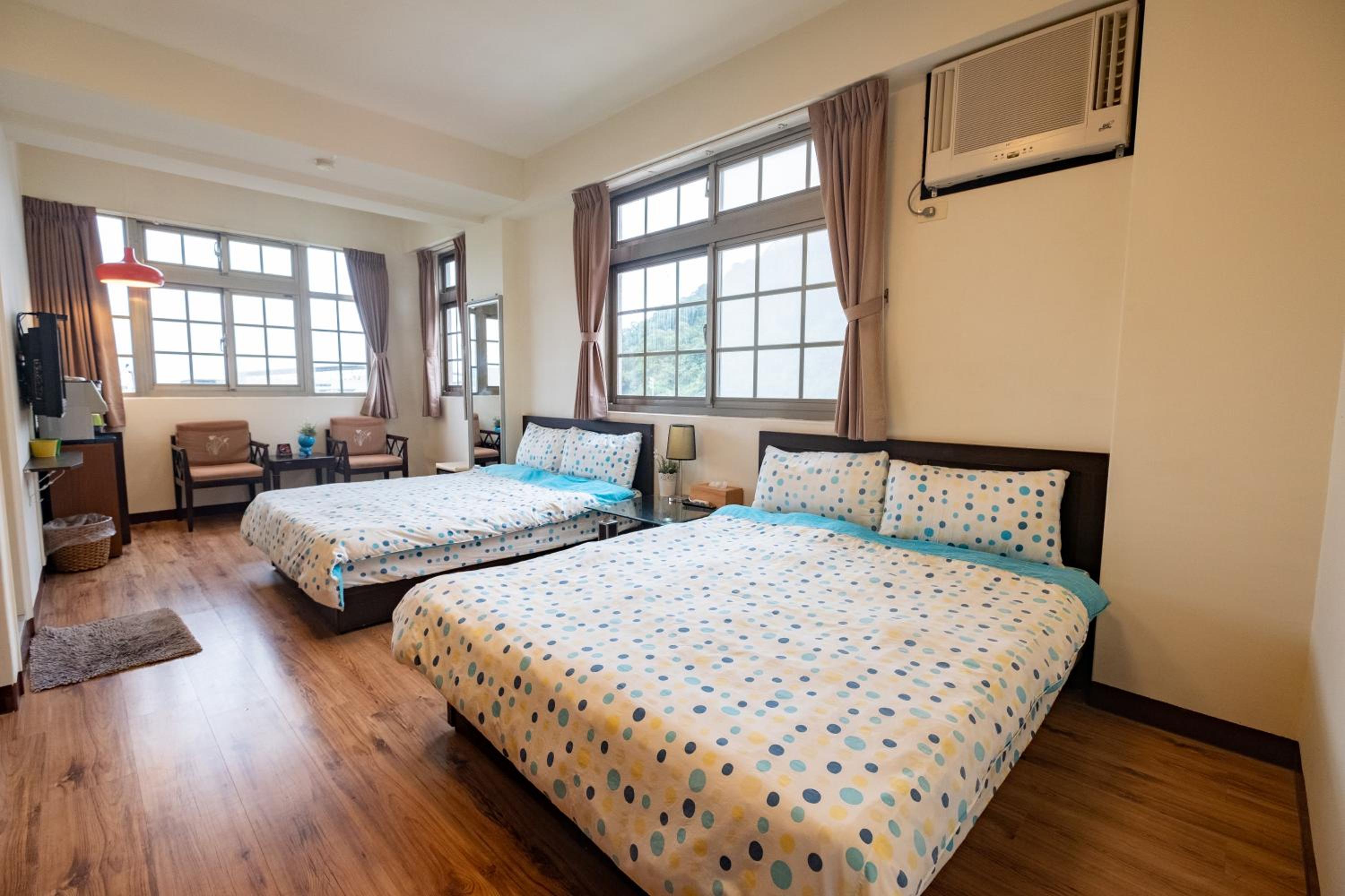 Quadruple Room with Sea View