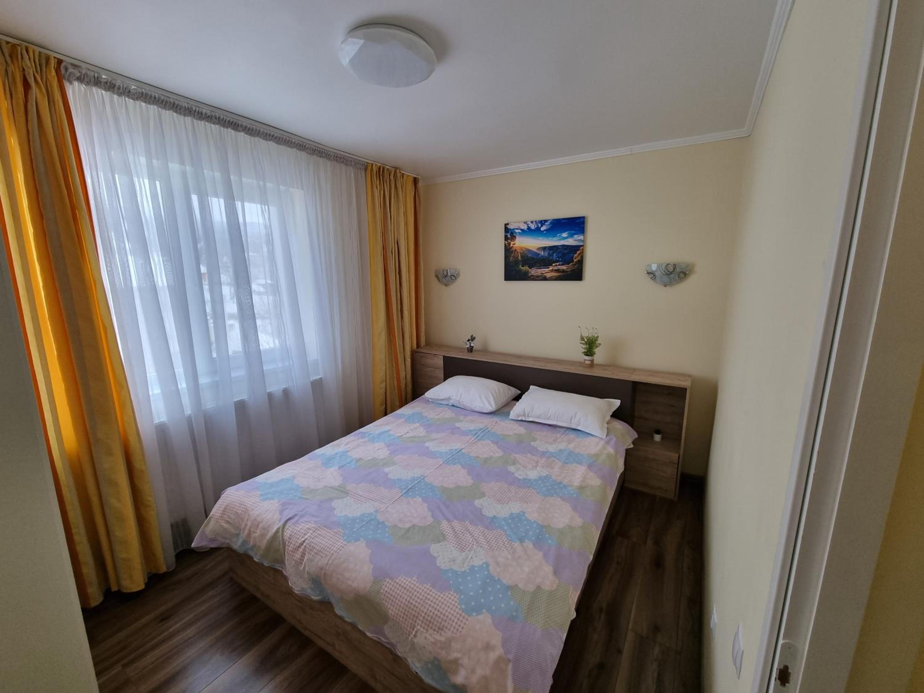 One-Bedroom Apartment - Photo 6