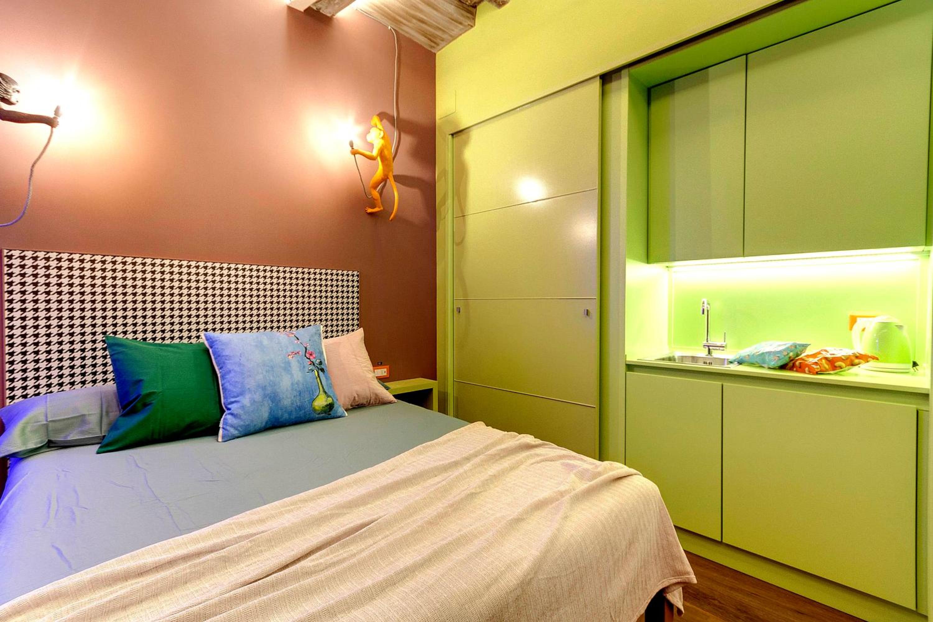 Studio Apartment photo 3
