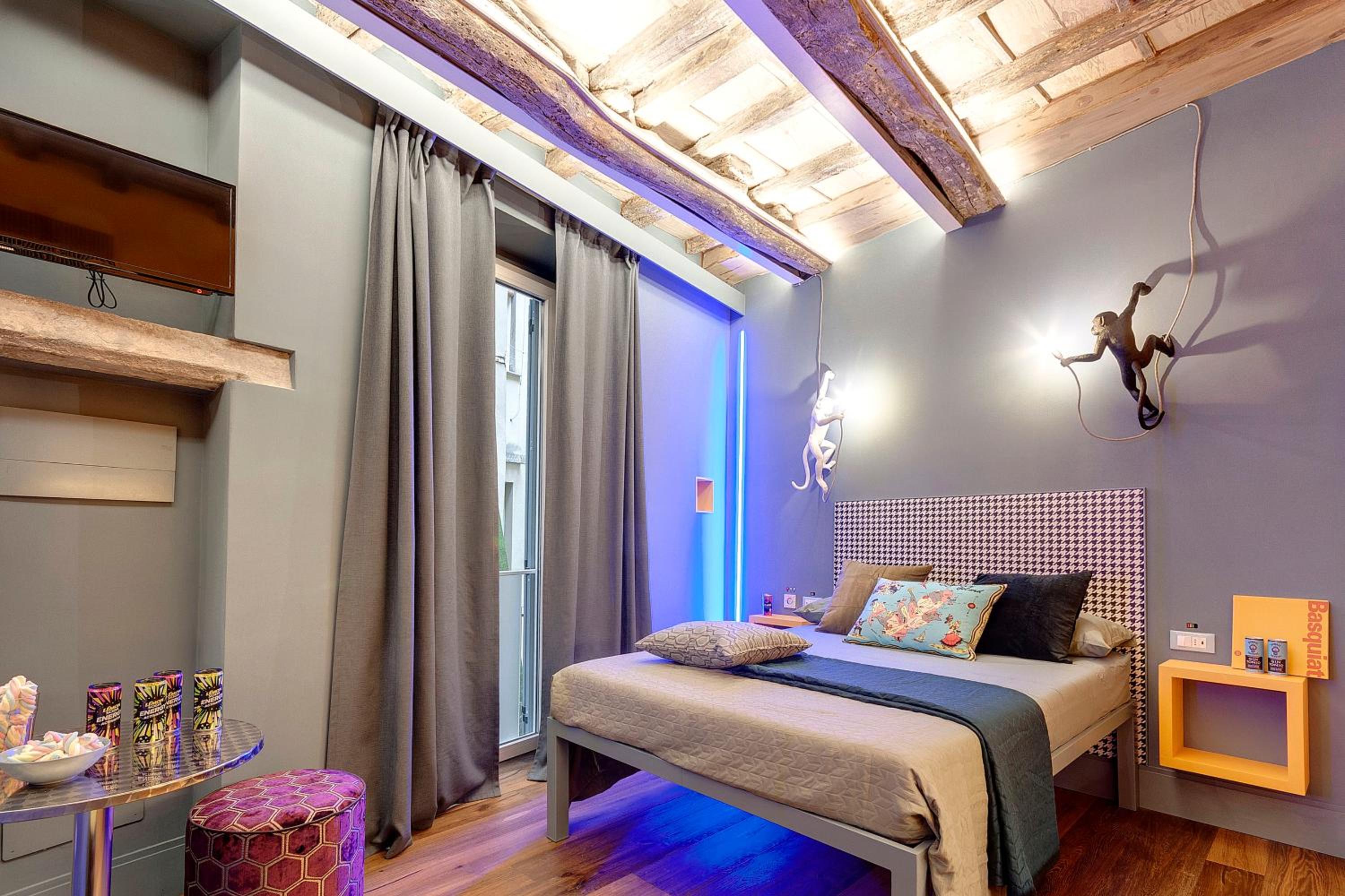 Studio Apartment photo 3