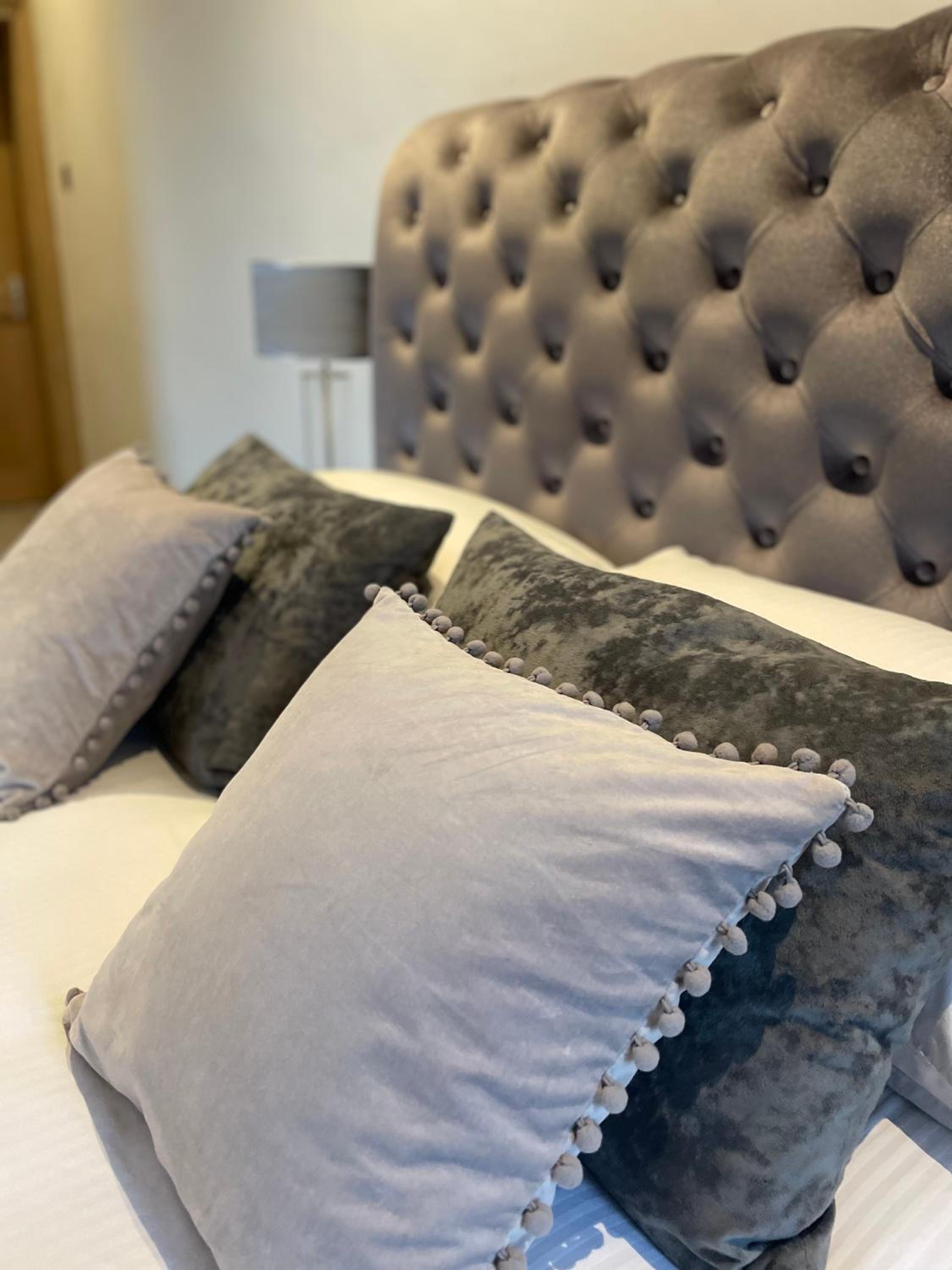 Deluxe Double Room - Photo 9