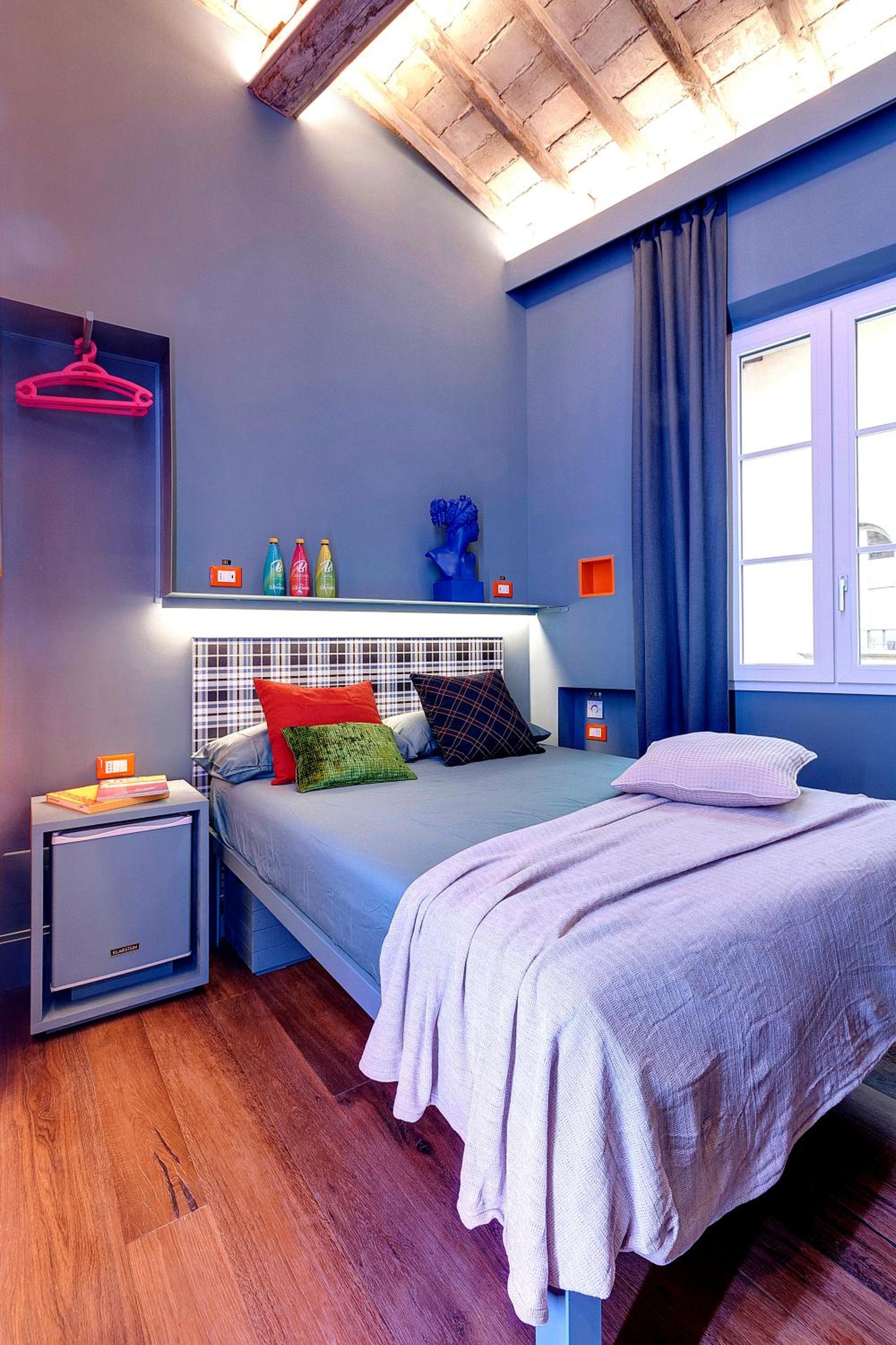 Studio Apartment photo 1