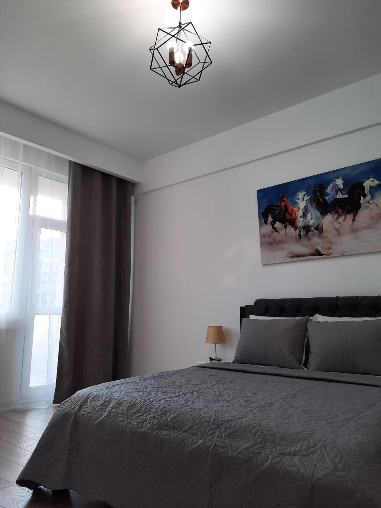 One-Bedroom Apartment - Photo 21