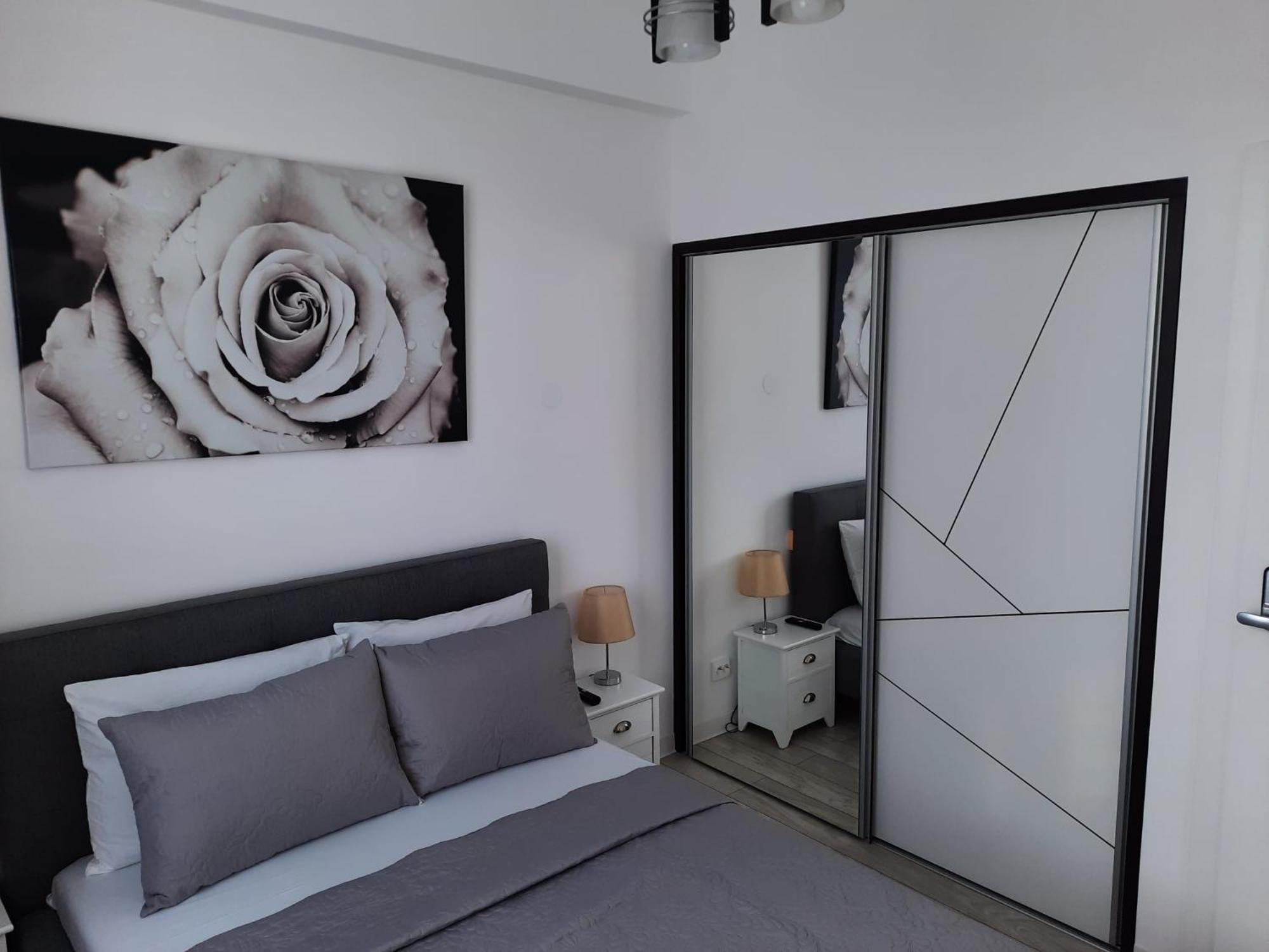 Two-Bedroom Apartment - Photo 18