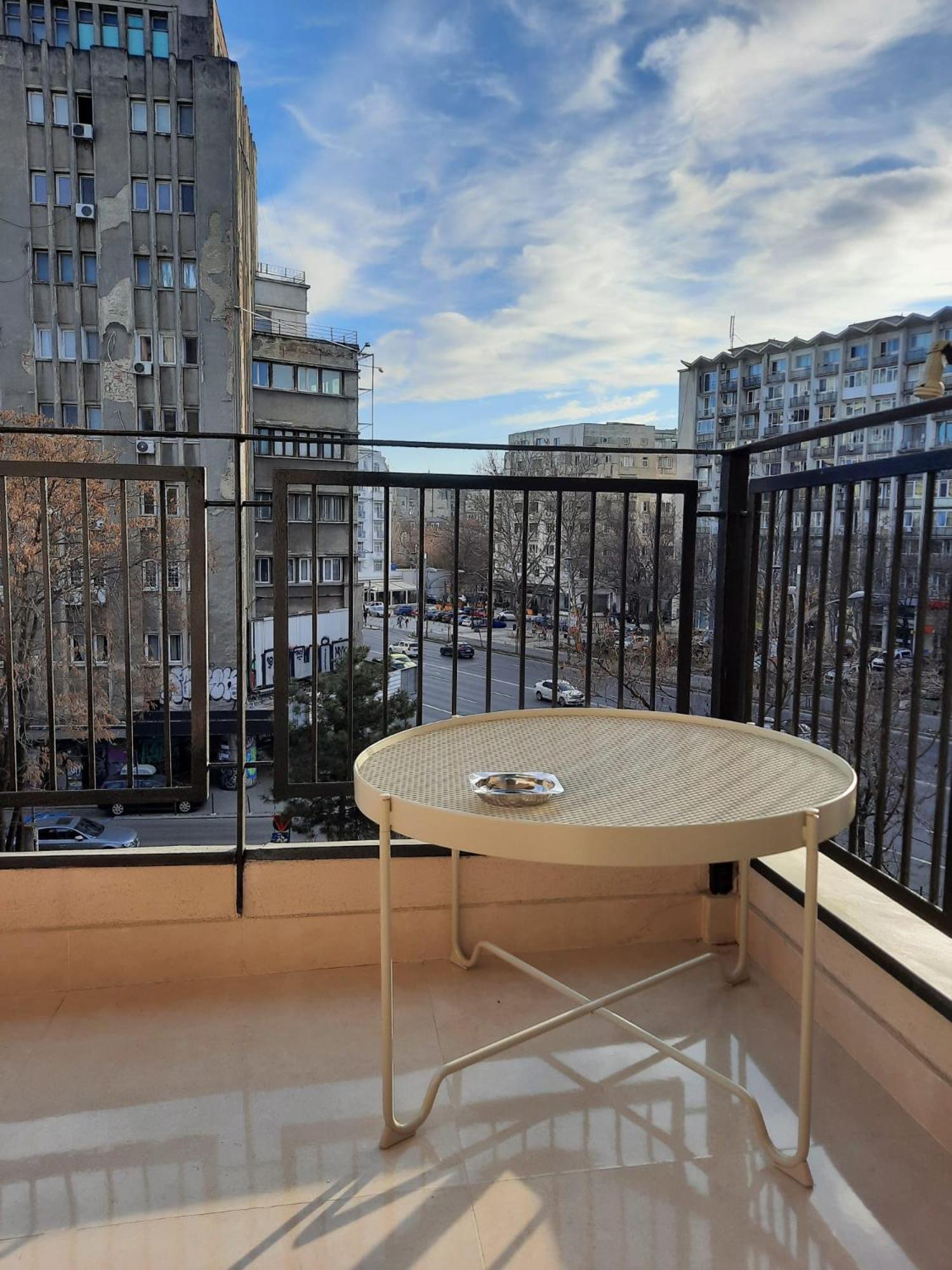 One-Bedroom Apartment - Photo 10