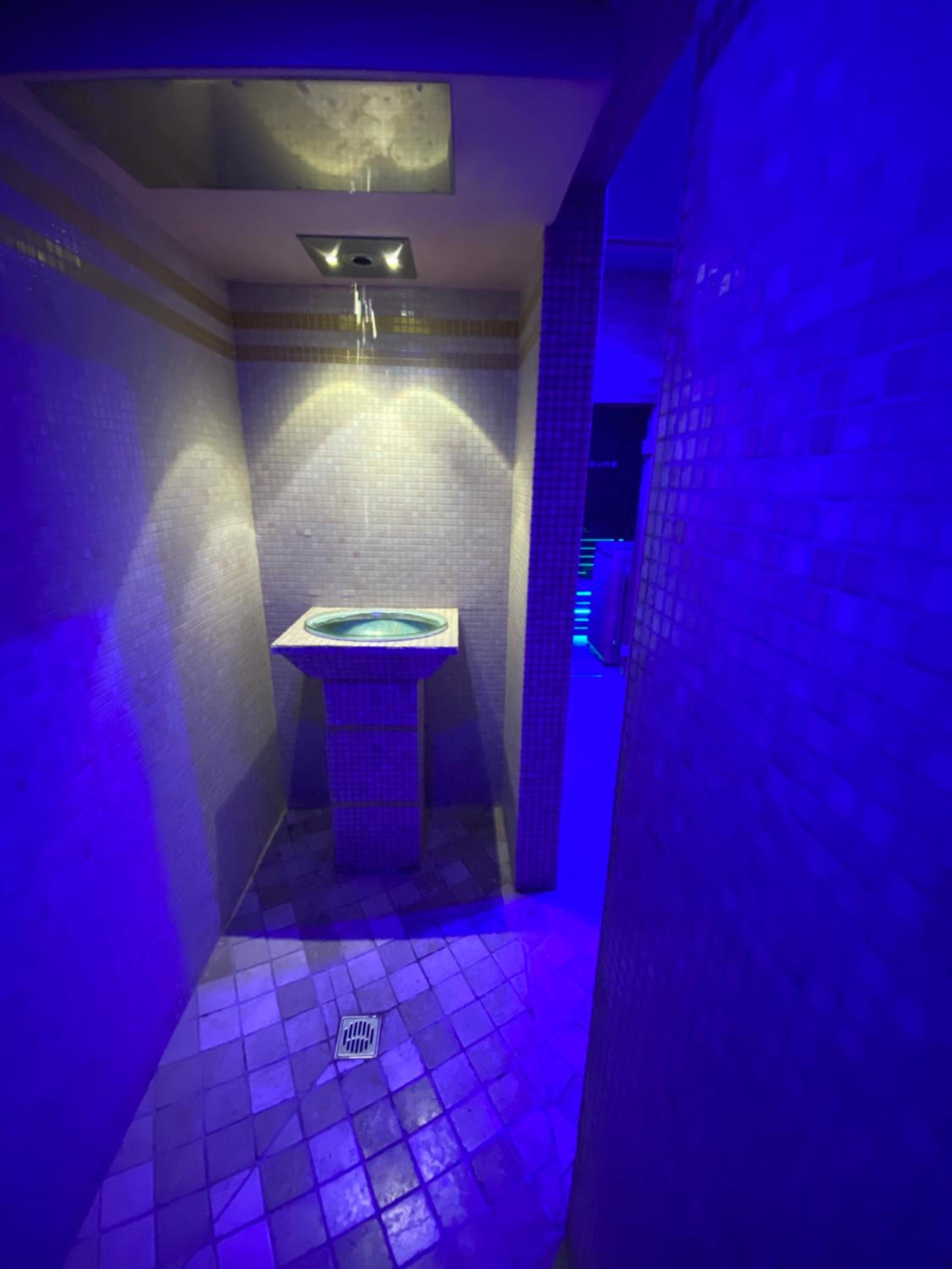 Double or Twin Room with Spa Access photo 3