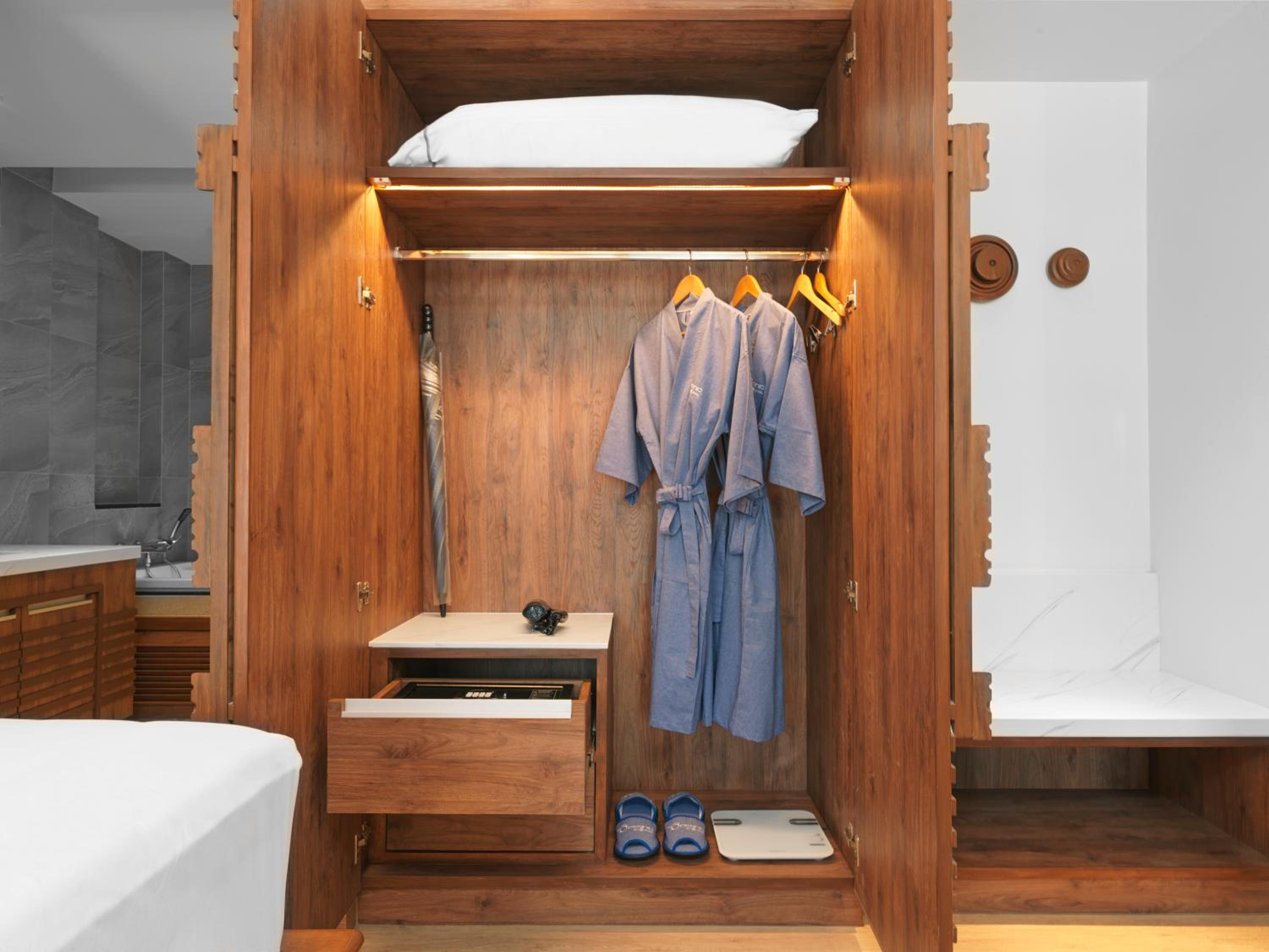 King Room - Photo 1