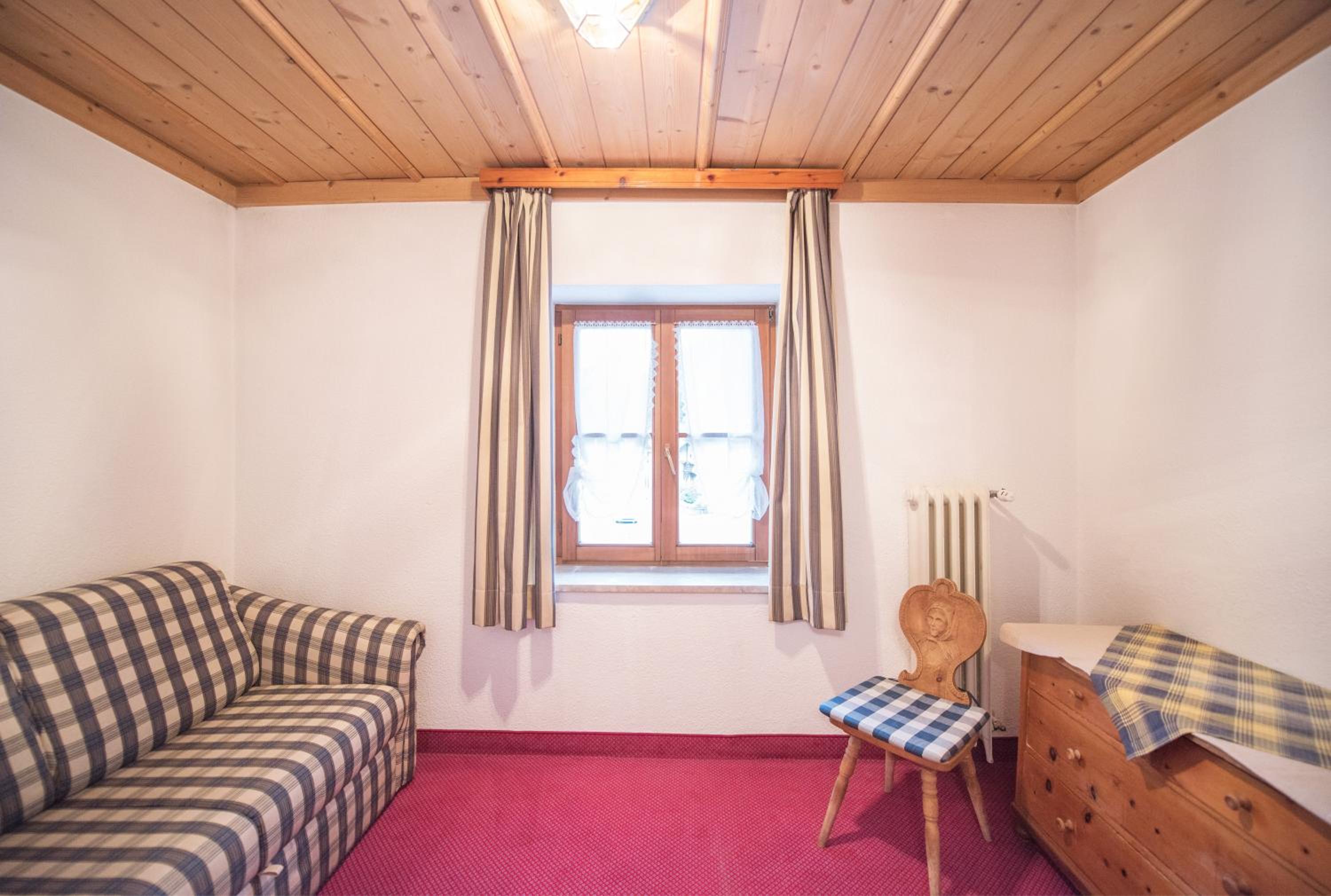 Double Room - Photo 5
