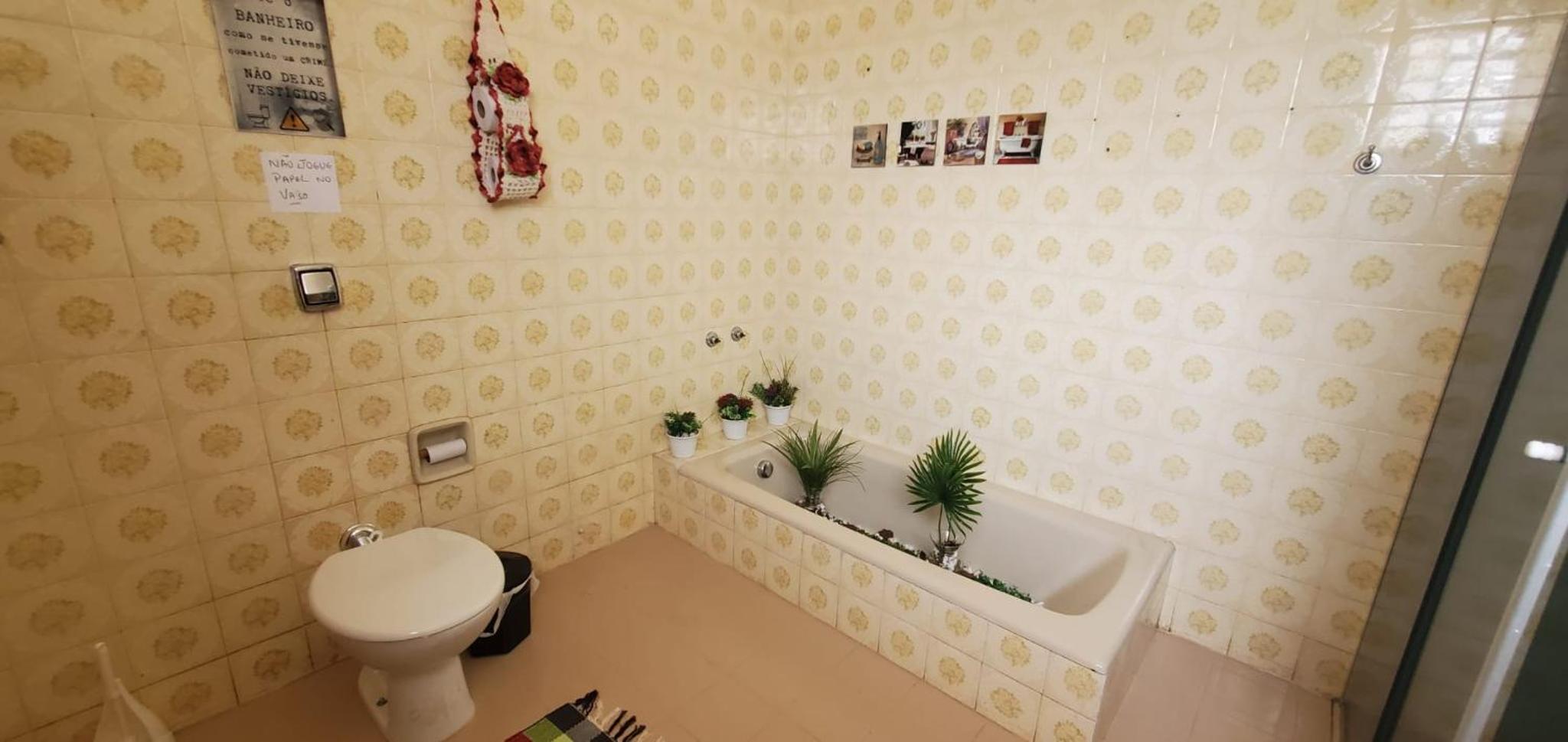 Double Room with Private Bathroom - Photo 4