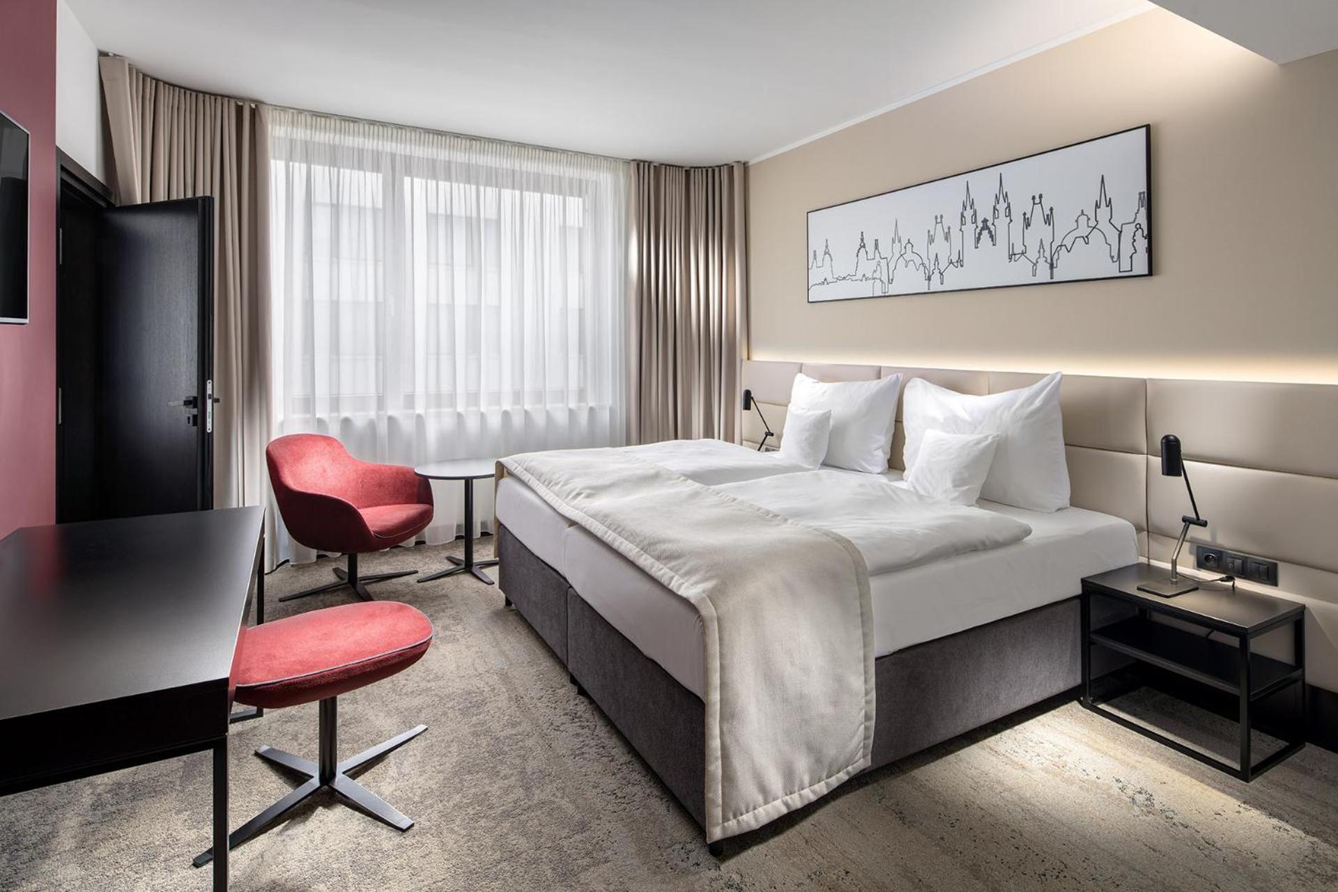 Standard Double or Twin Room - Photo 5