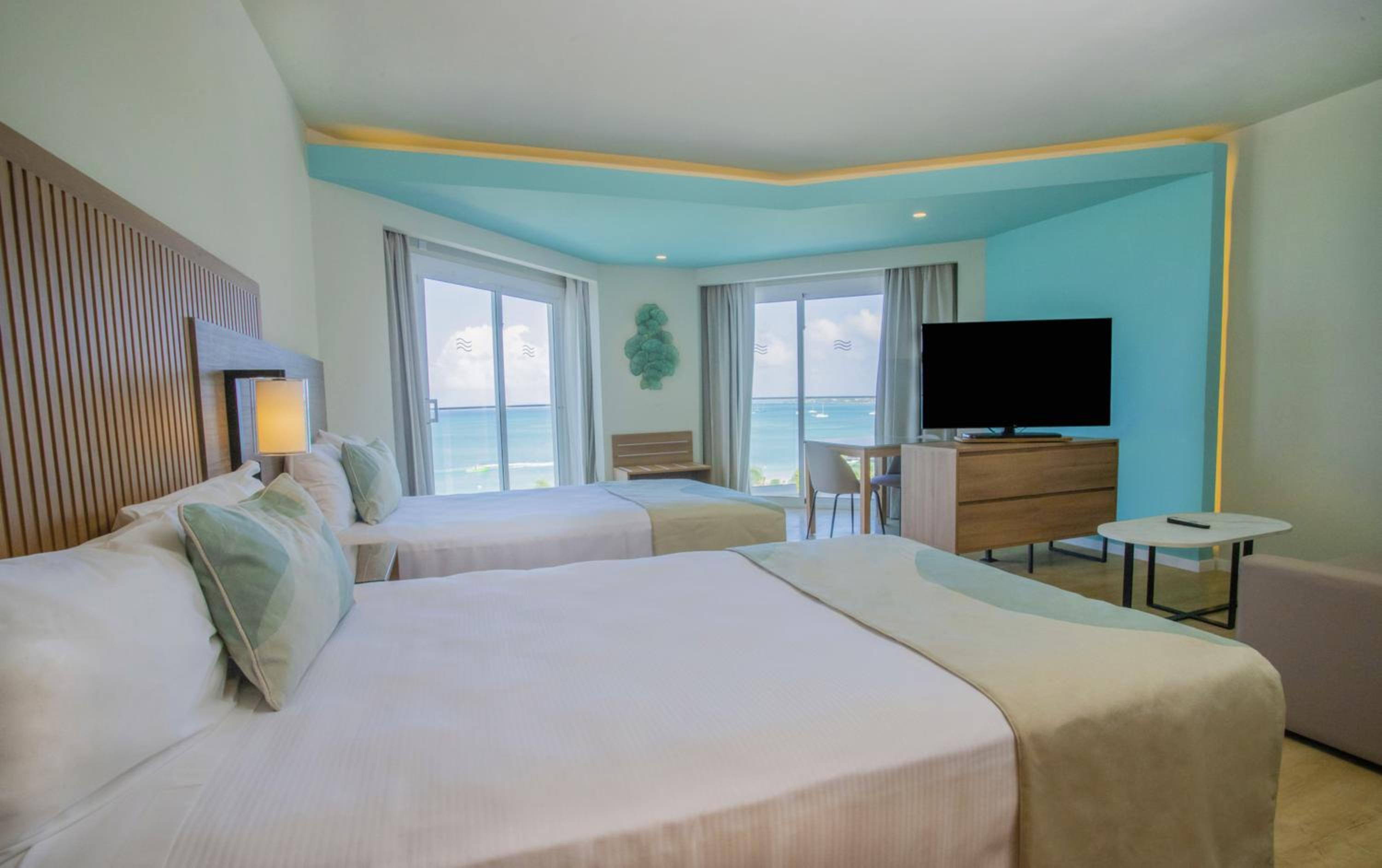 Junior Suite Ocean Front