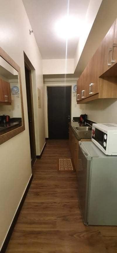 One-Bedroom Apartment - Photo 3