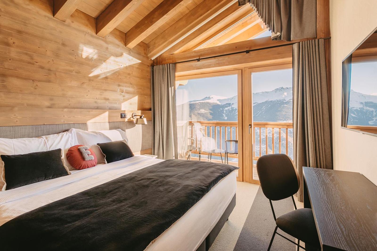 King Room with Balcony