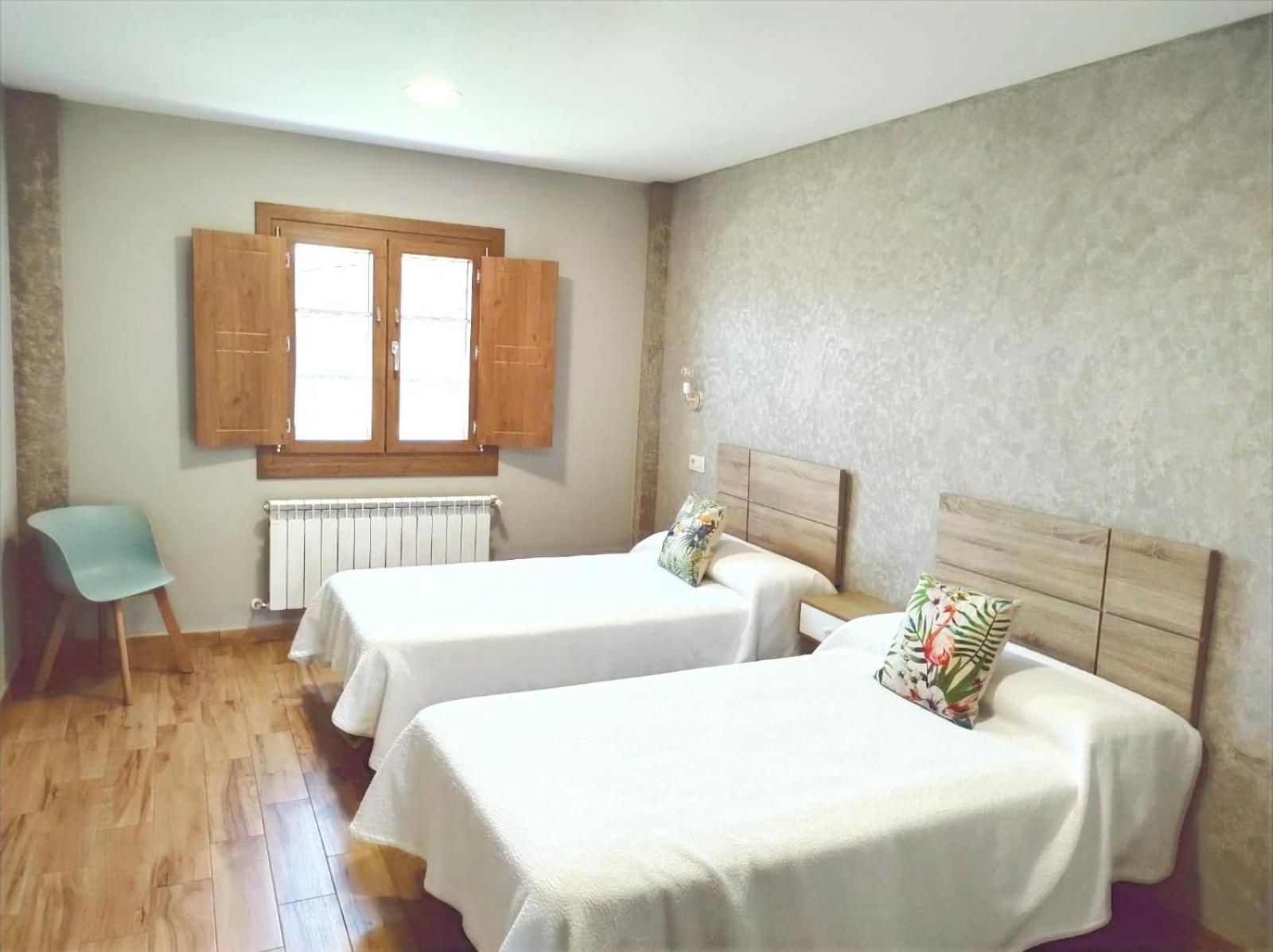 Apartamento con vista a la piscina