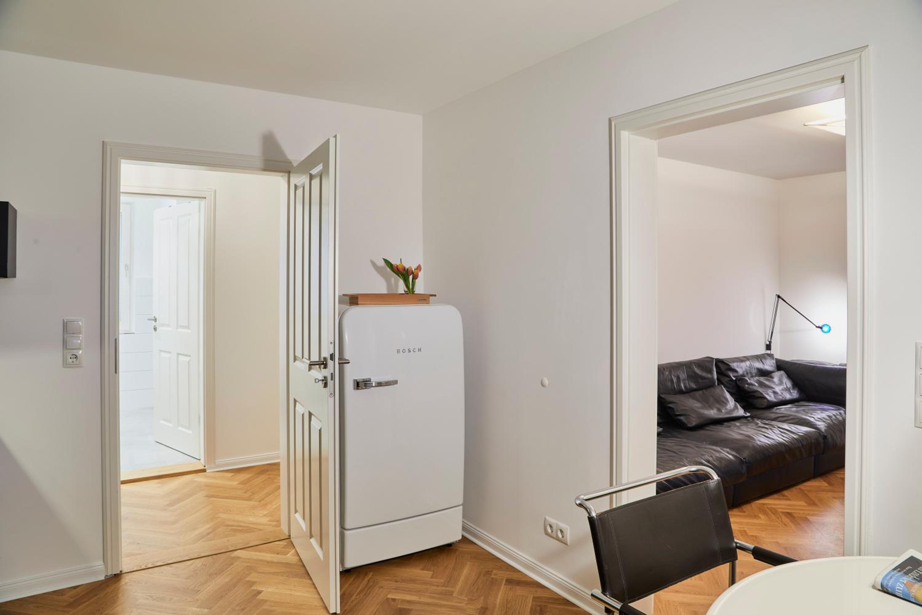 One-Bedroom Apartment - Photo 5