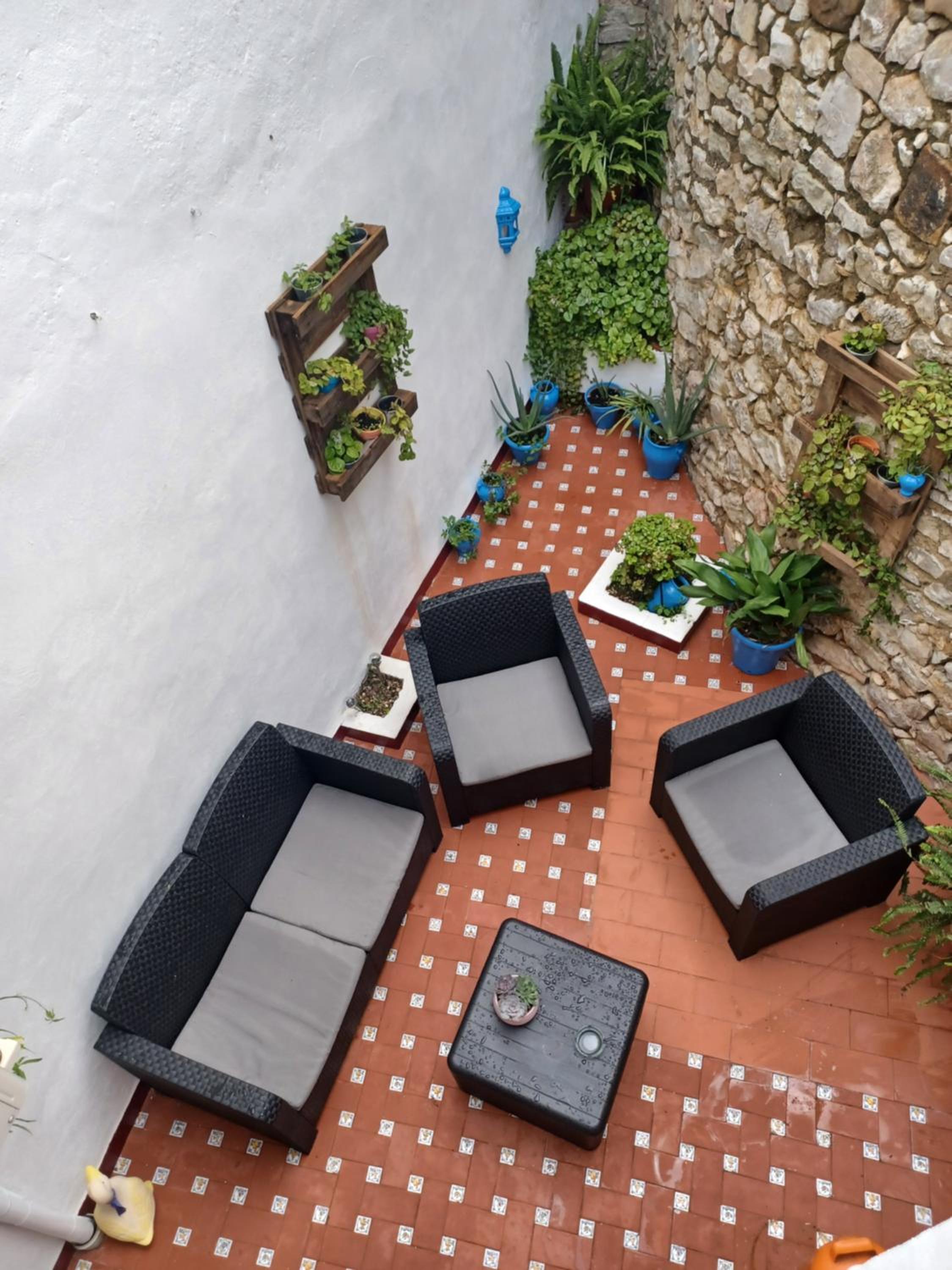 Four-Bedroom House - Photo 14