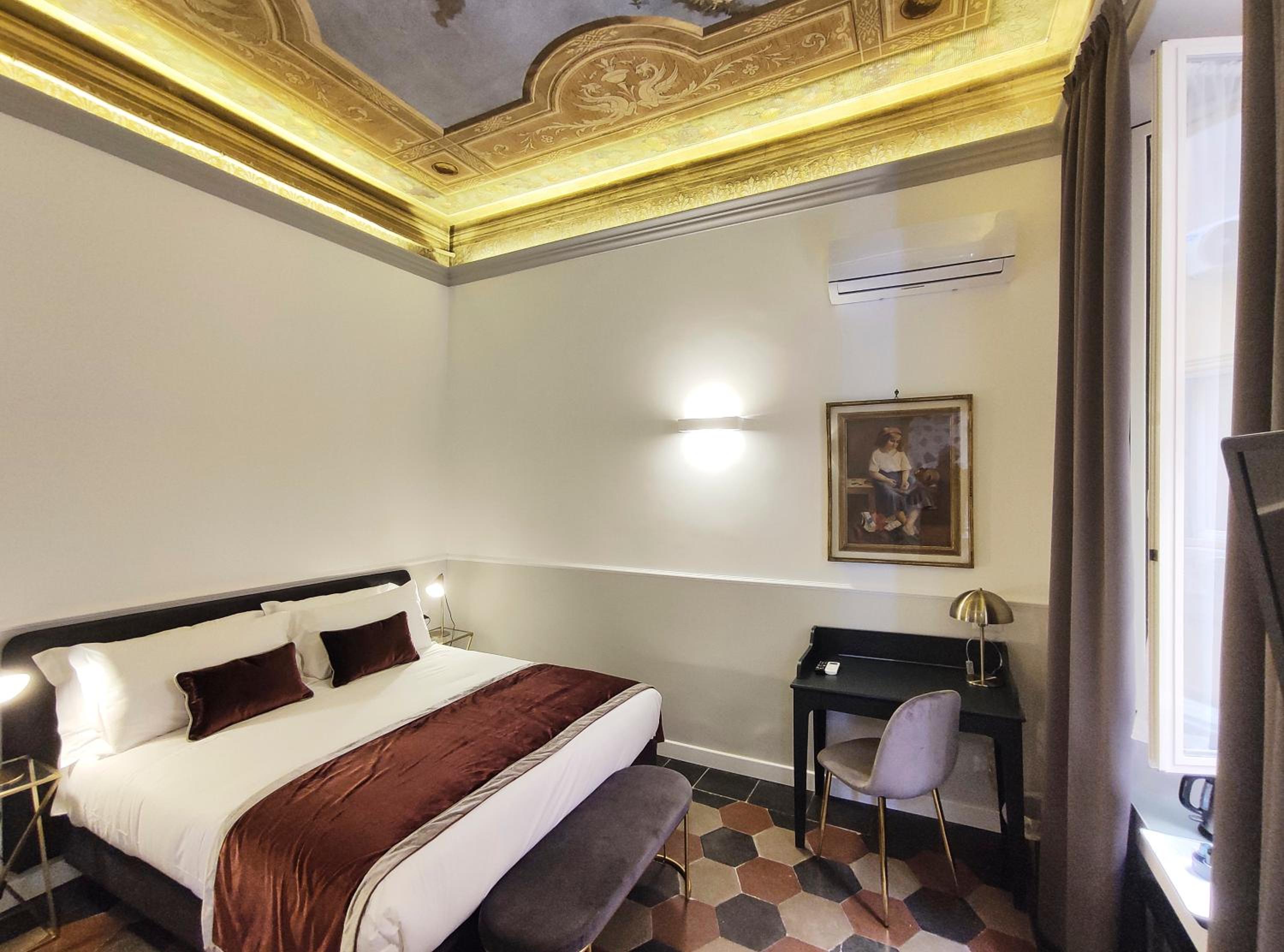 Superior Double or Twin Room photo 1