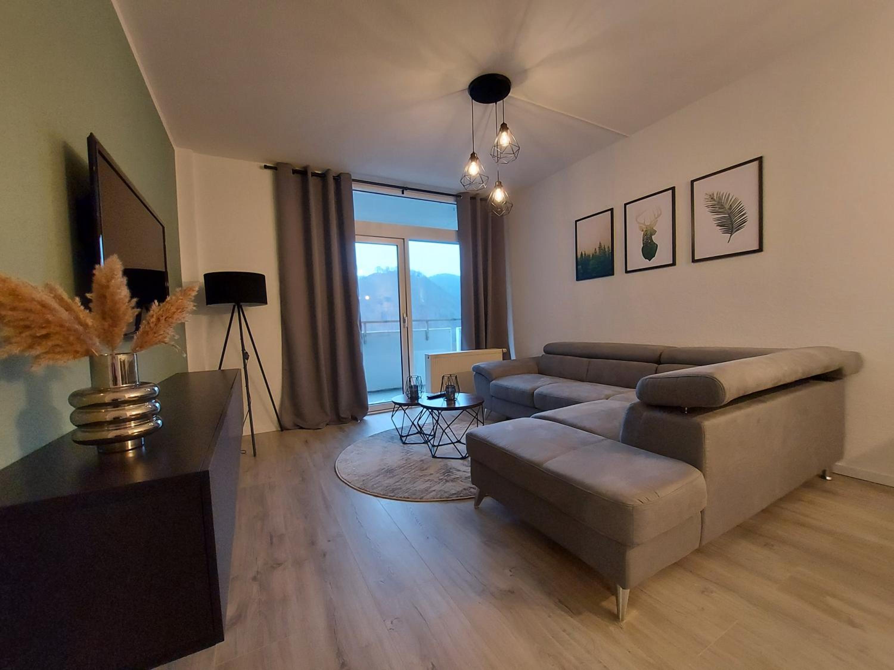 One-Bedroom Apartment photo 1