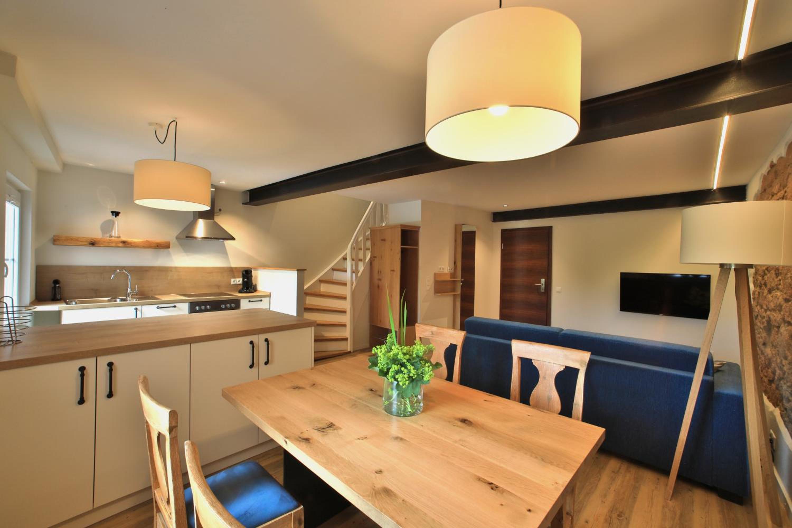 Apartment - Split Level photo 2