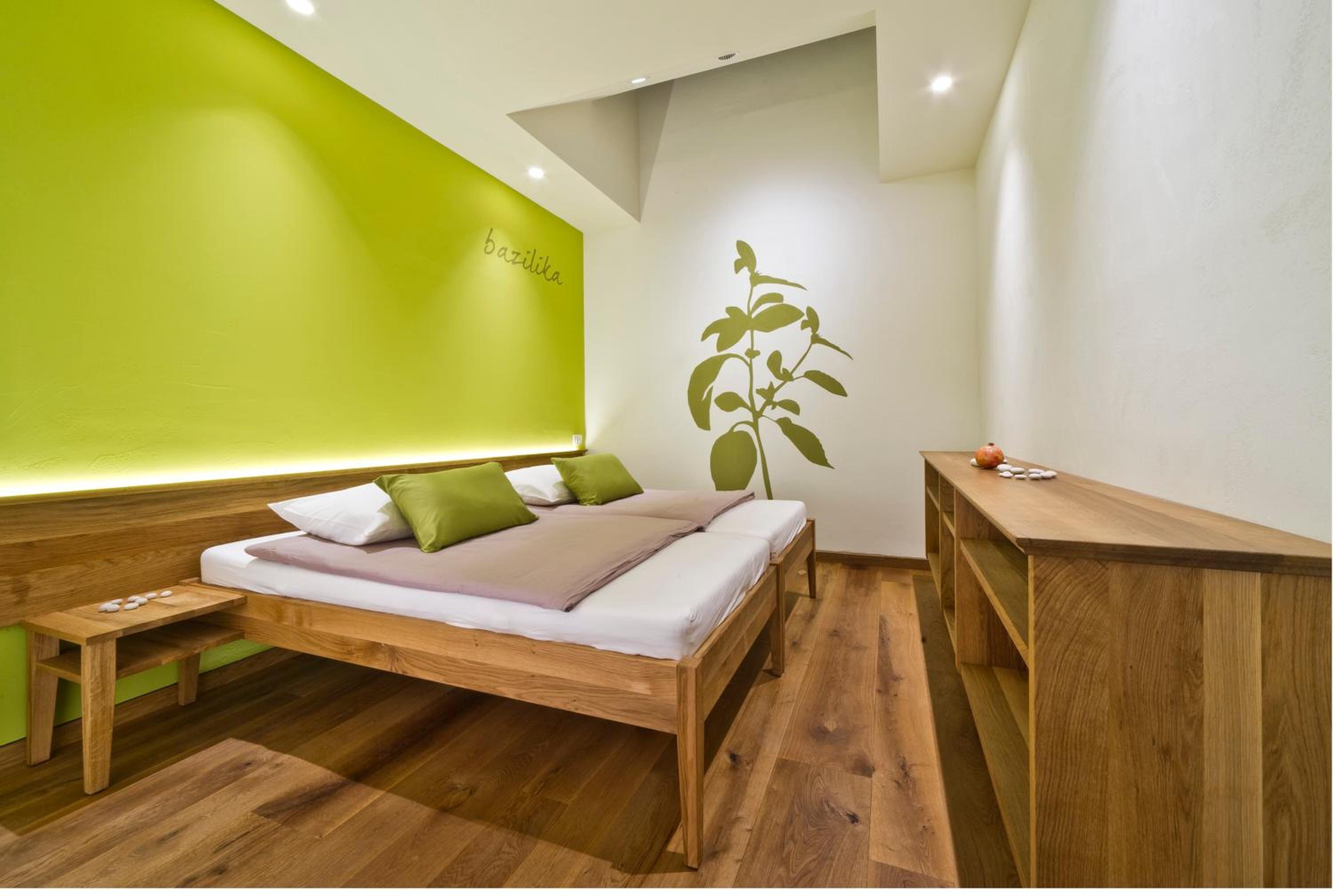 Small Double or Twin Room photo 1