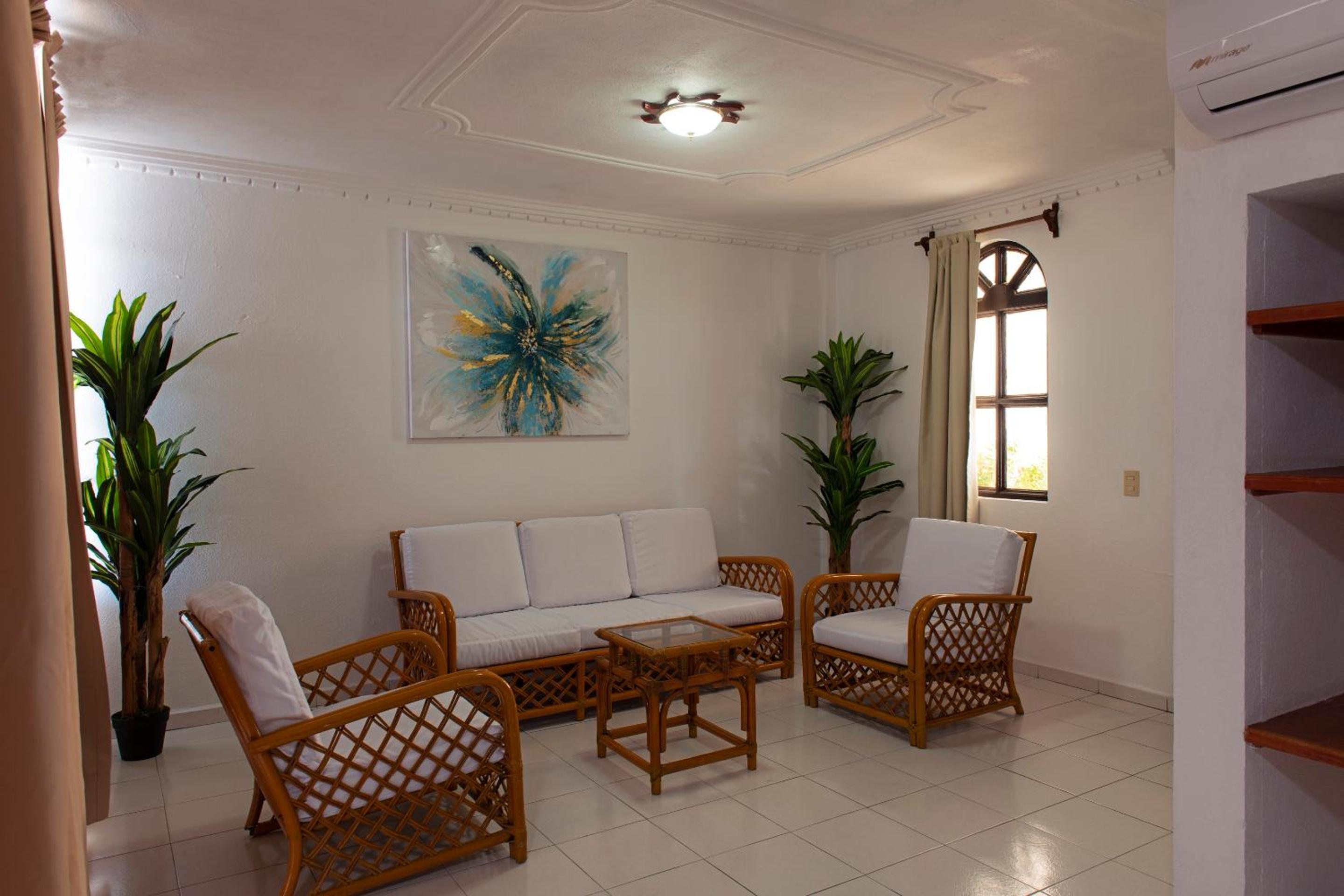 King Suite with Sea View photo 3
