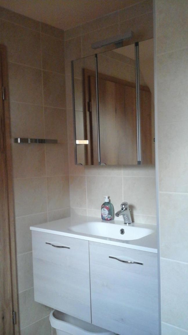 One-Bedroom Apartment - Photo 2