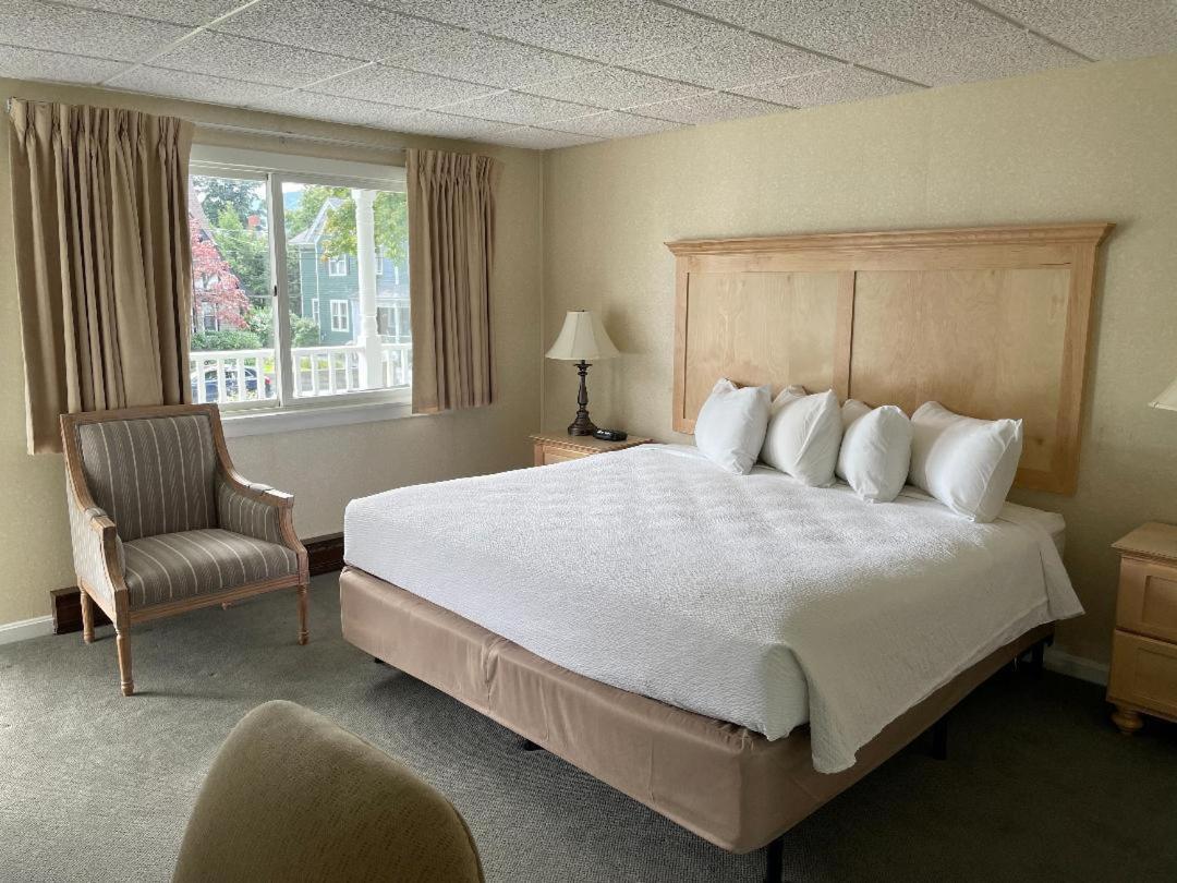 Motel Room 6 photo 3