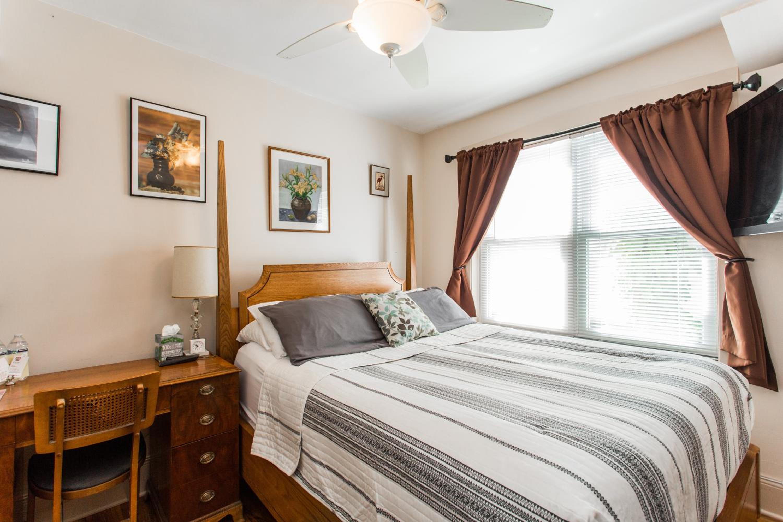 Queen Room