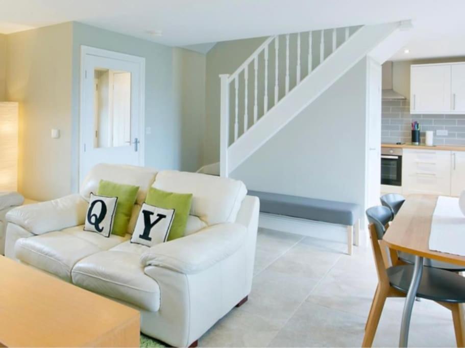 Three-Bedroom House photo 1