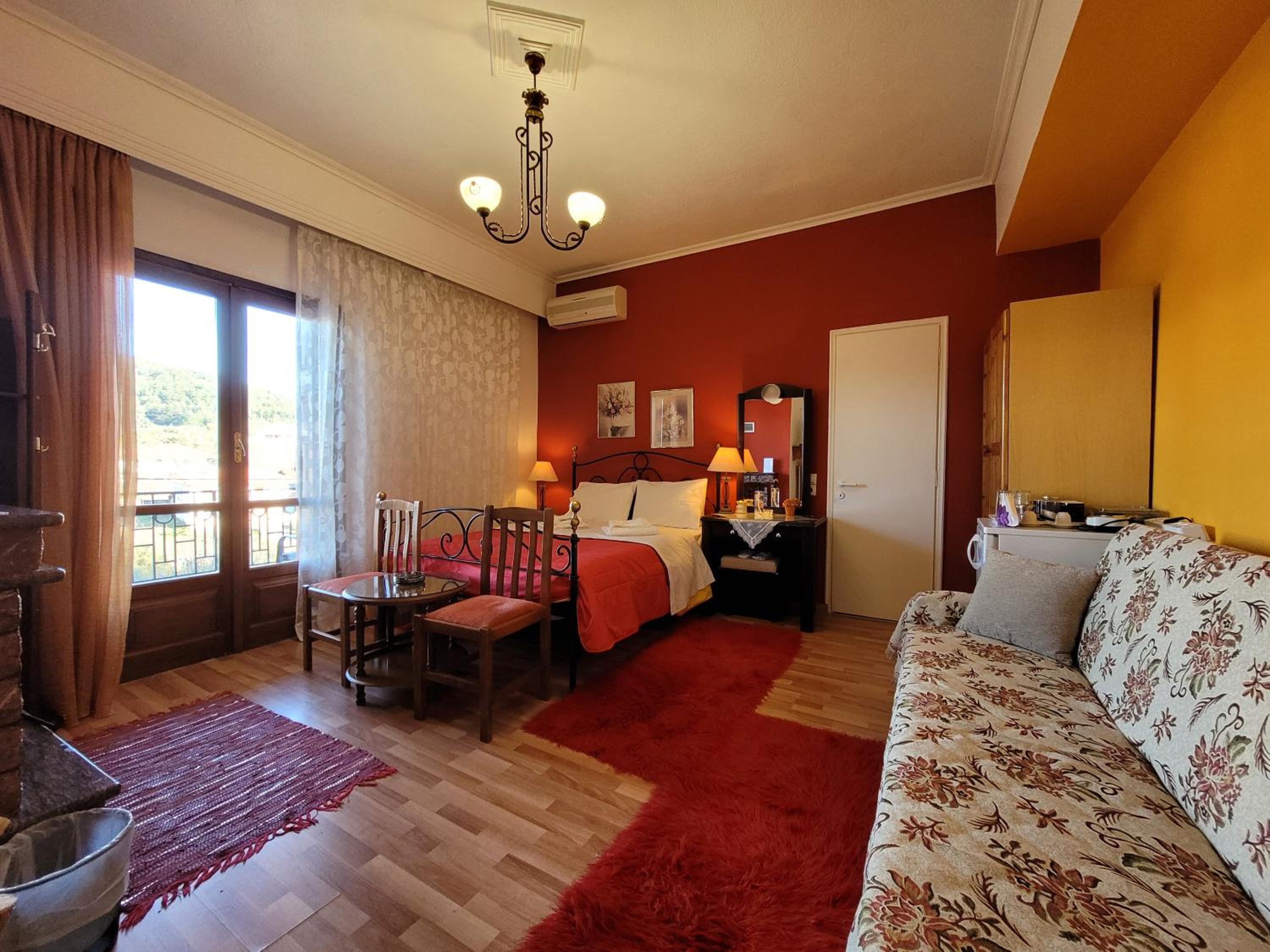 Double Room with Terrace - Photo 4