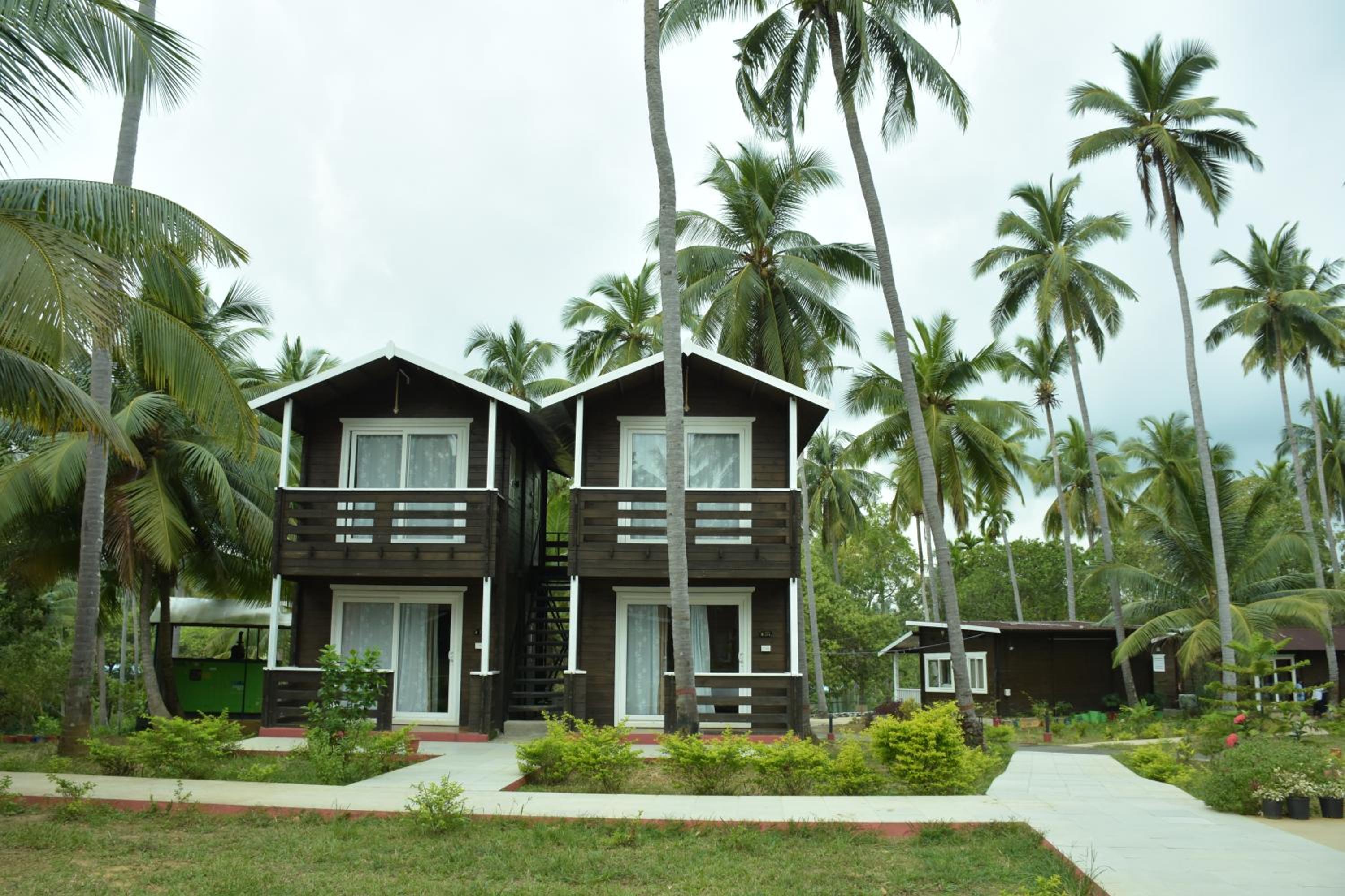 Standard cottage With Balcony - Photo 1