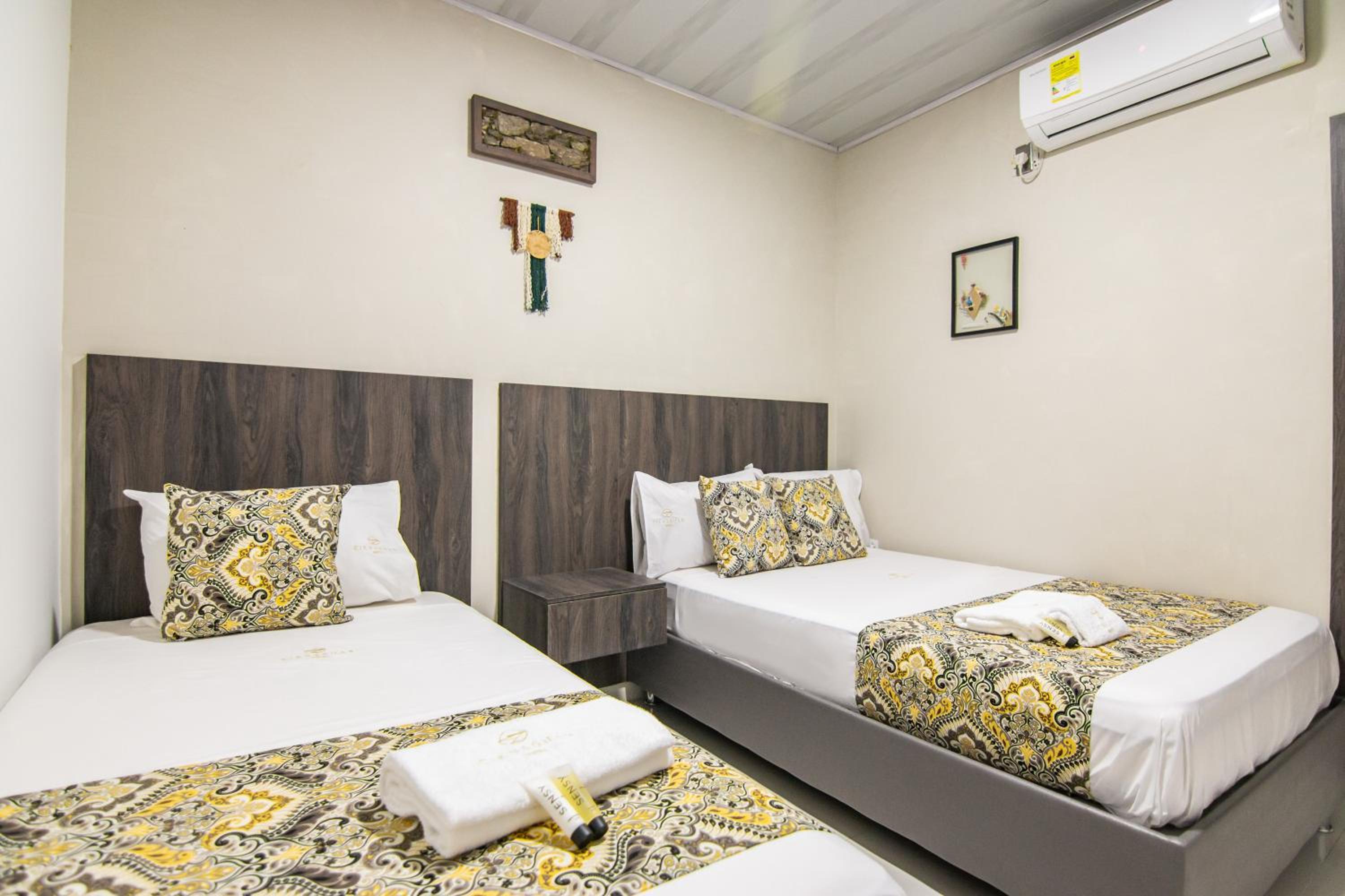Standard Twin Room
