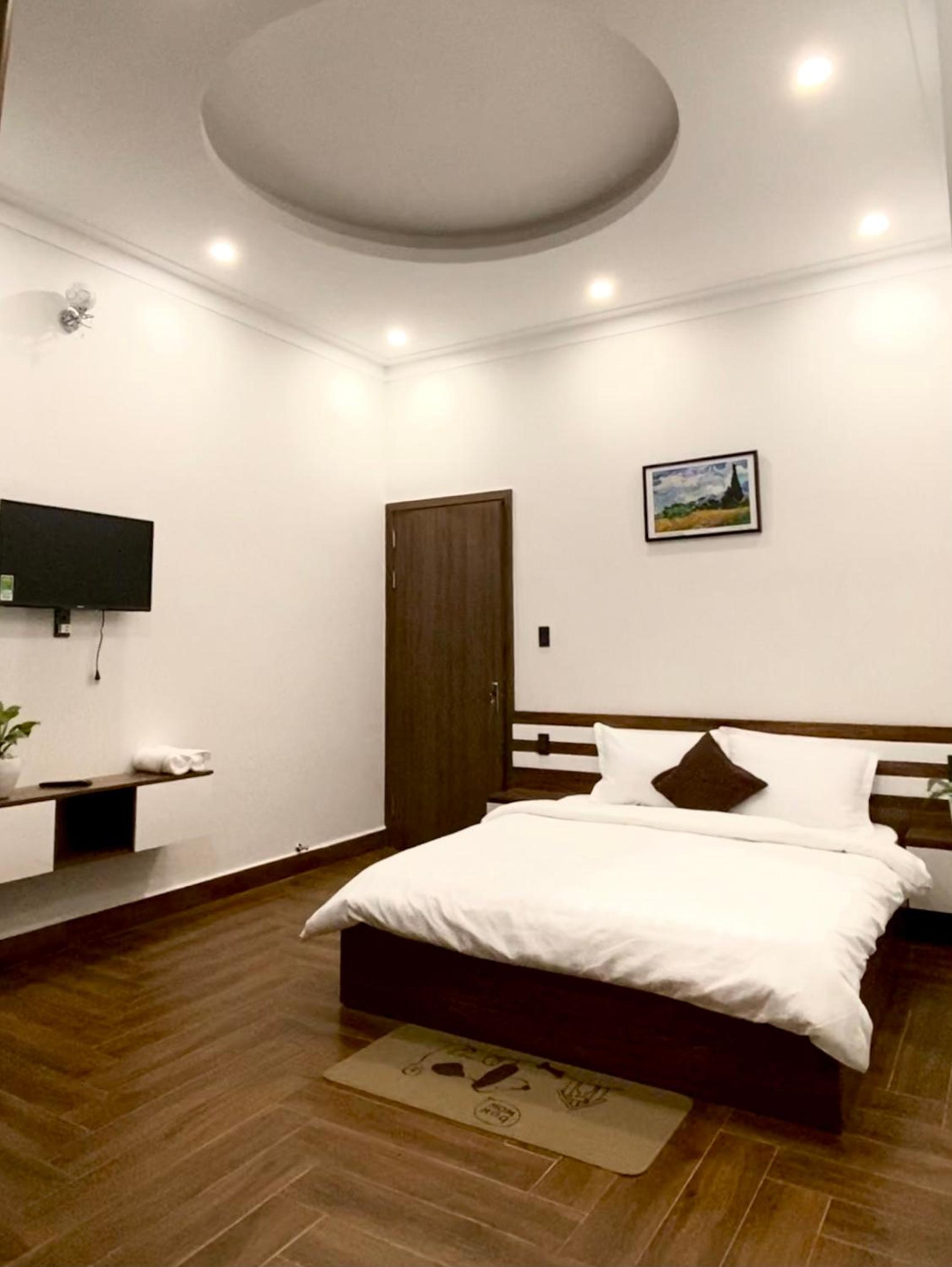 Large Double Room photo 1