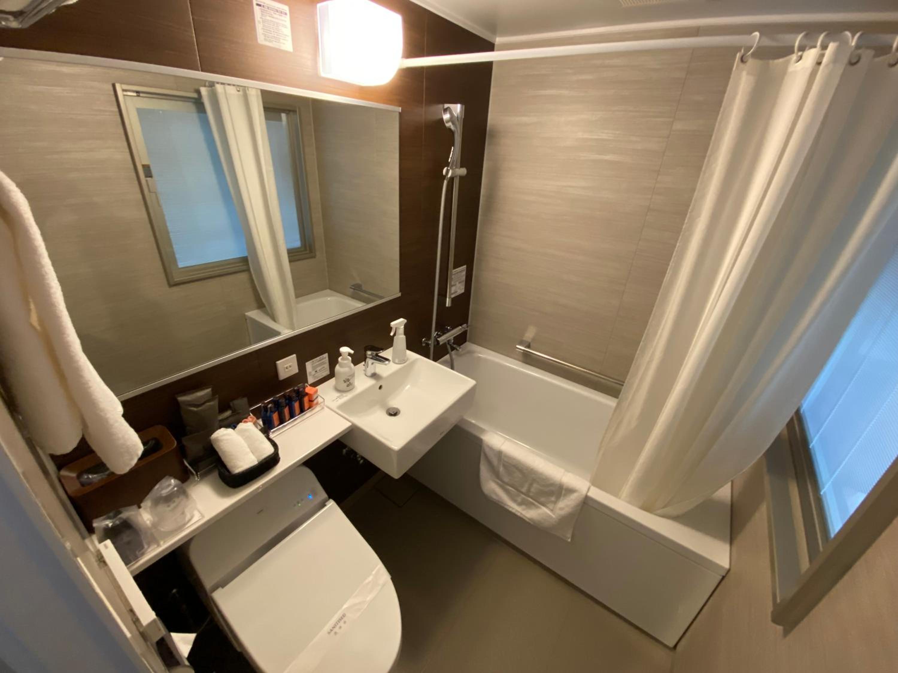 Standard Twin Room - Non-Smoking photo 2