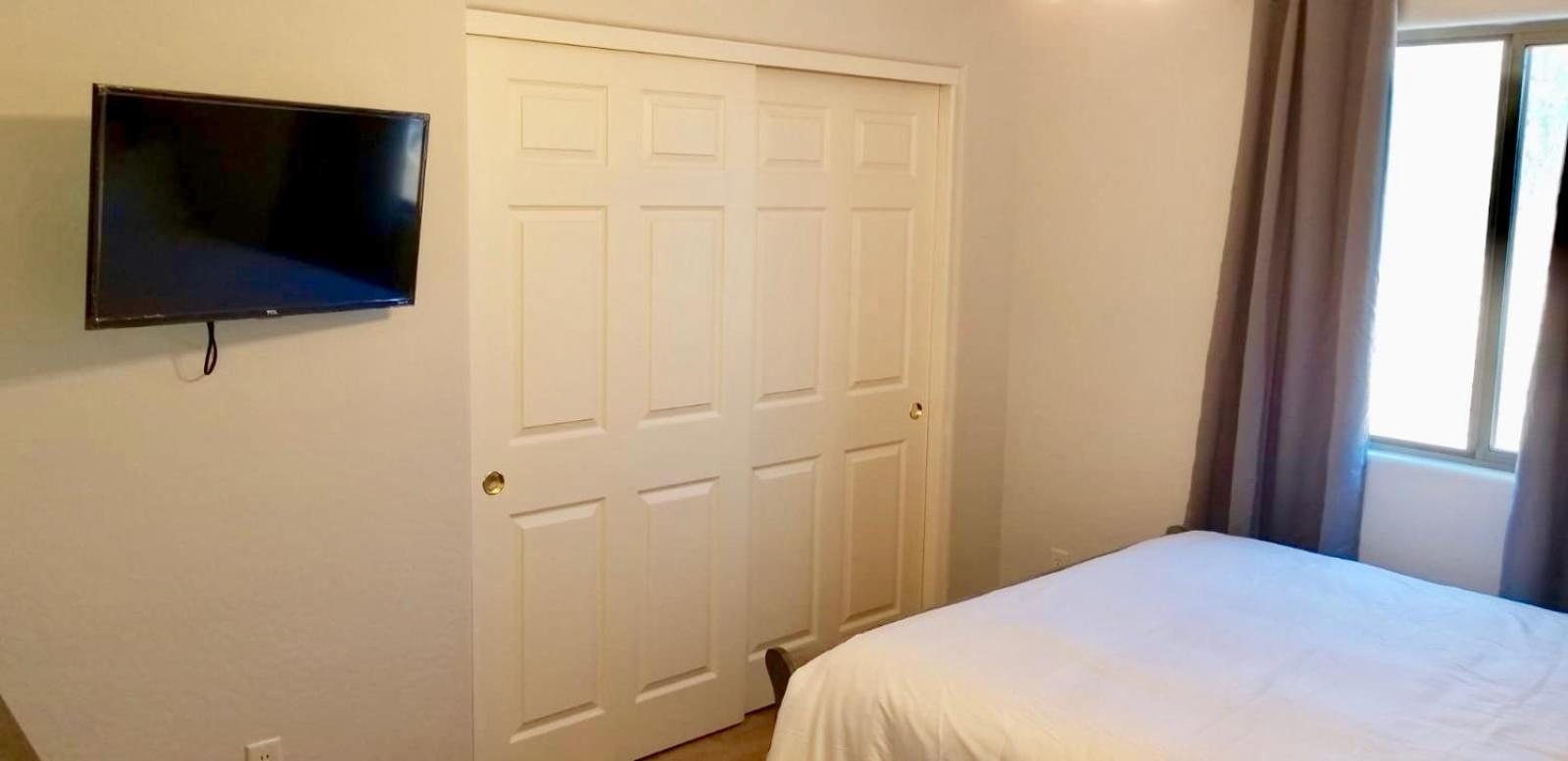 Deluxe Queen Room - Photo 4