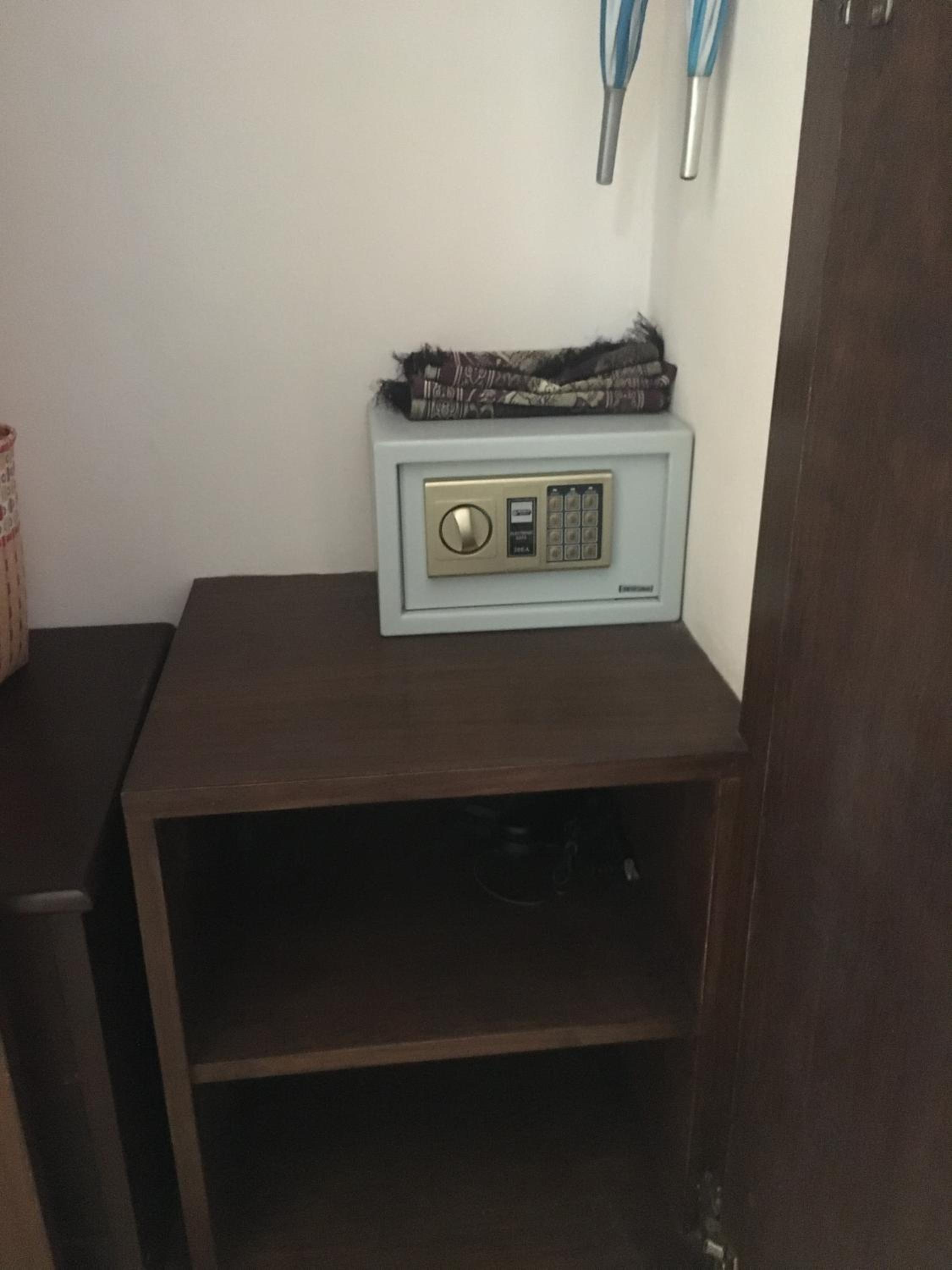 Family Room photo 3